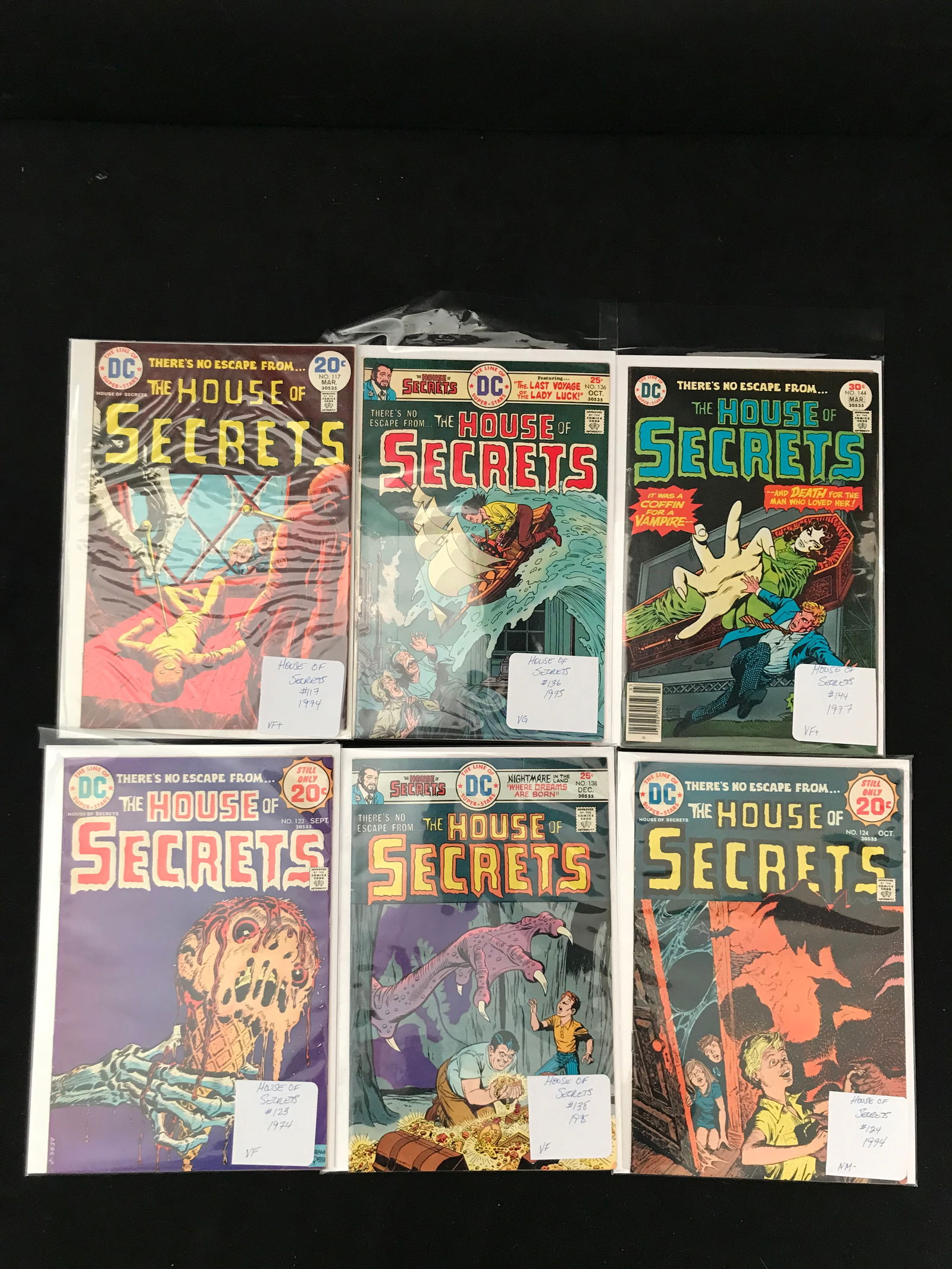 DC COMICS HOUSE OF SECRETS COMIC BOOK LOT (1 of 1)