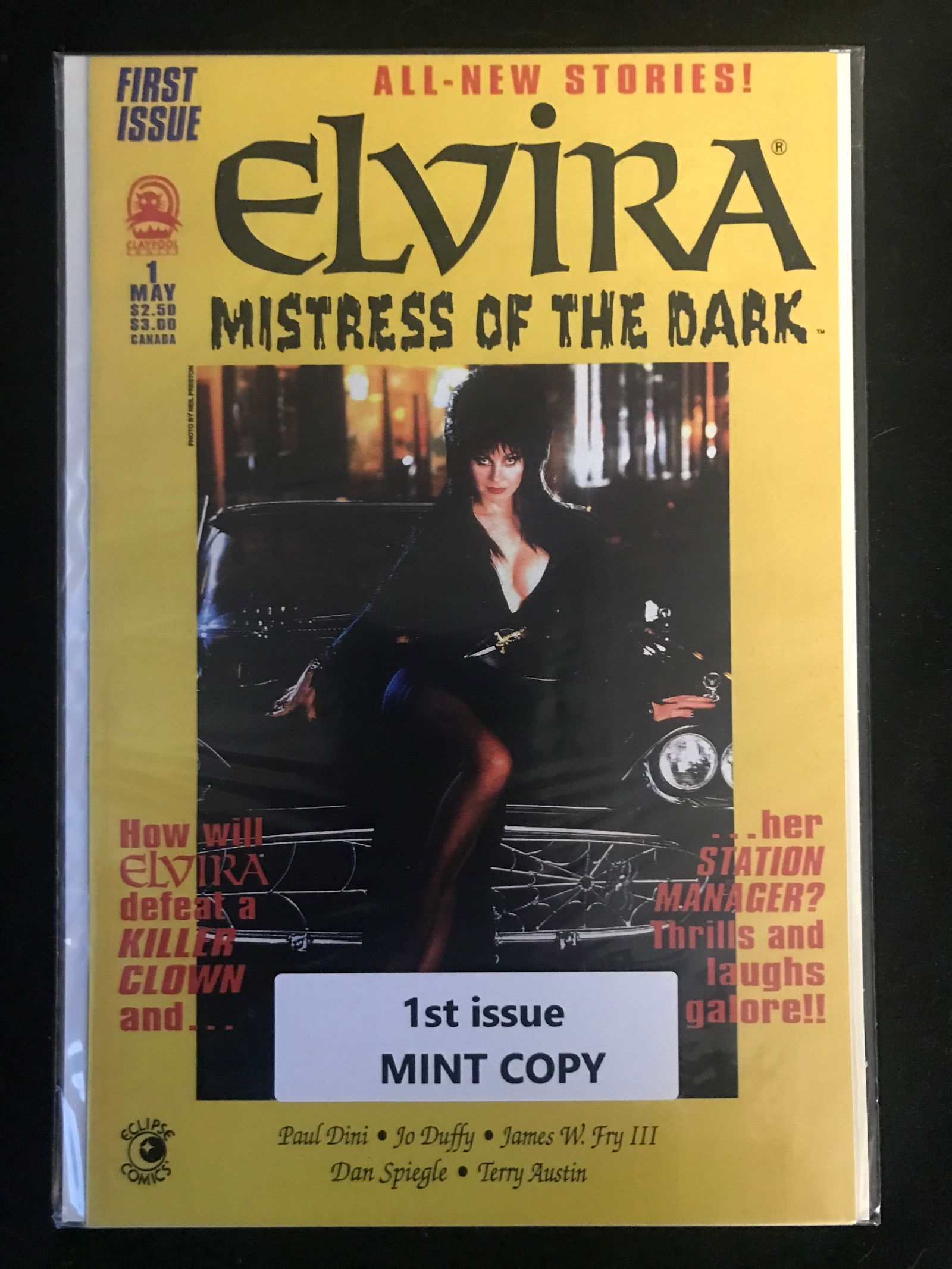 ELVIRA MISTRESS OF THE DARK NO.1 COMIC BOOK (1 of 1)