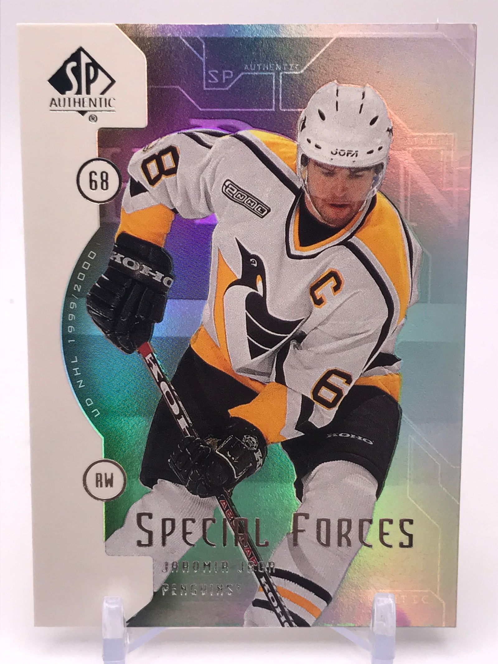 2000 UPPER DECK SP AUTHENTIC TOMORROWS HEADLINES SPECIAL FORCES INSERT JAROMIR JAGR (1 of 2)