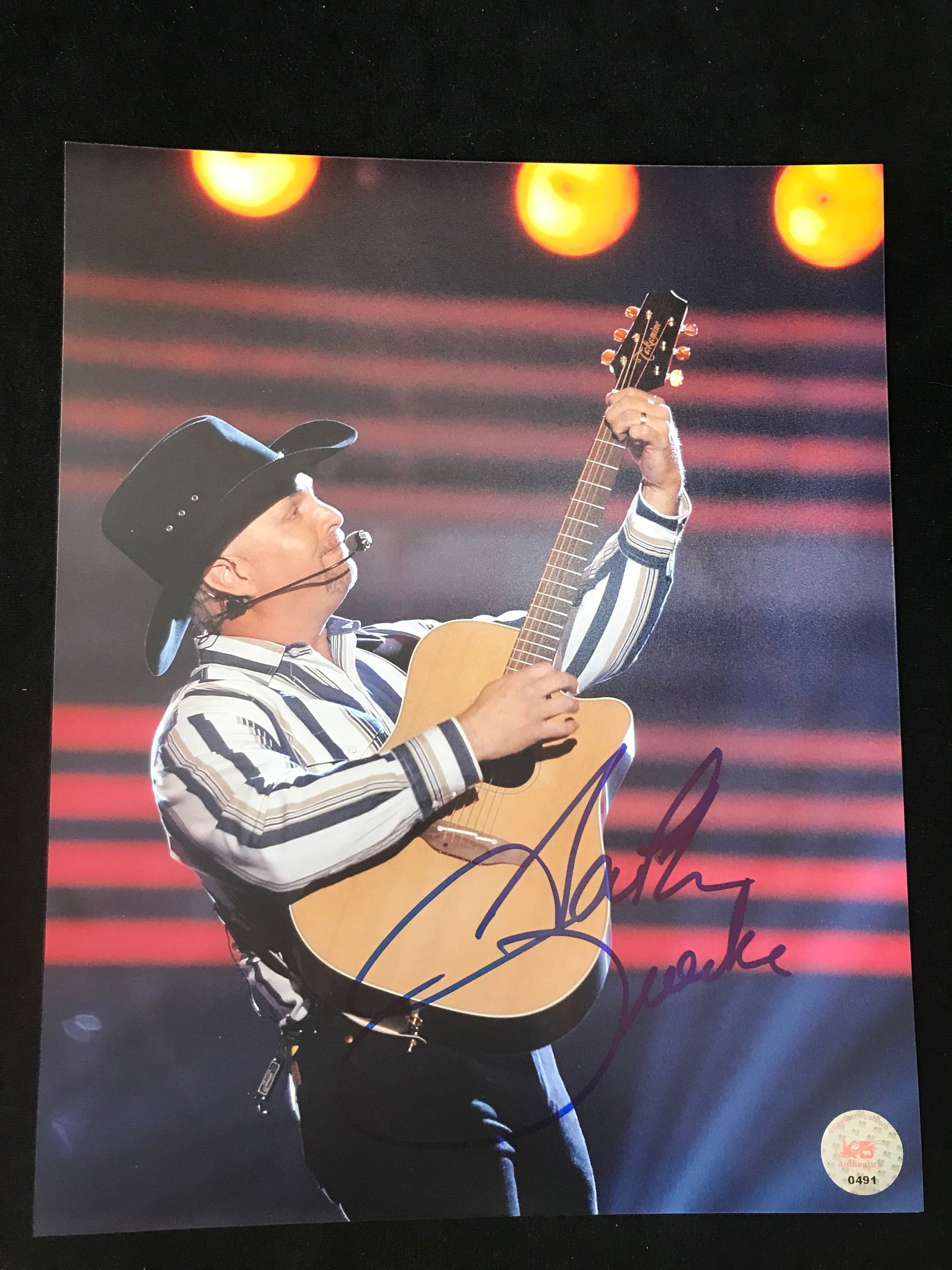 GARTH BROOKS SIGNED 8X10 PHOTO KB COA (1 of 1)