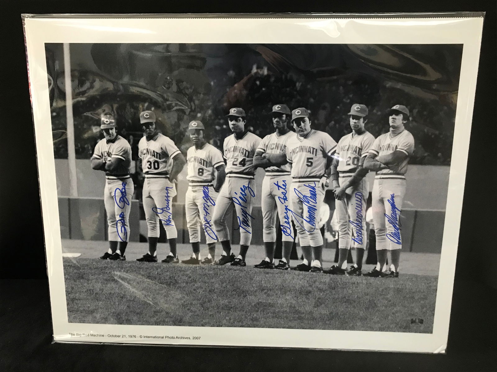 1976 CINCINATTI REDS BIG RED MACHINE MULTI SIGNED 16 X 20 (PHOTO COA) (1 of 4)