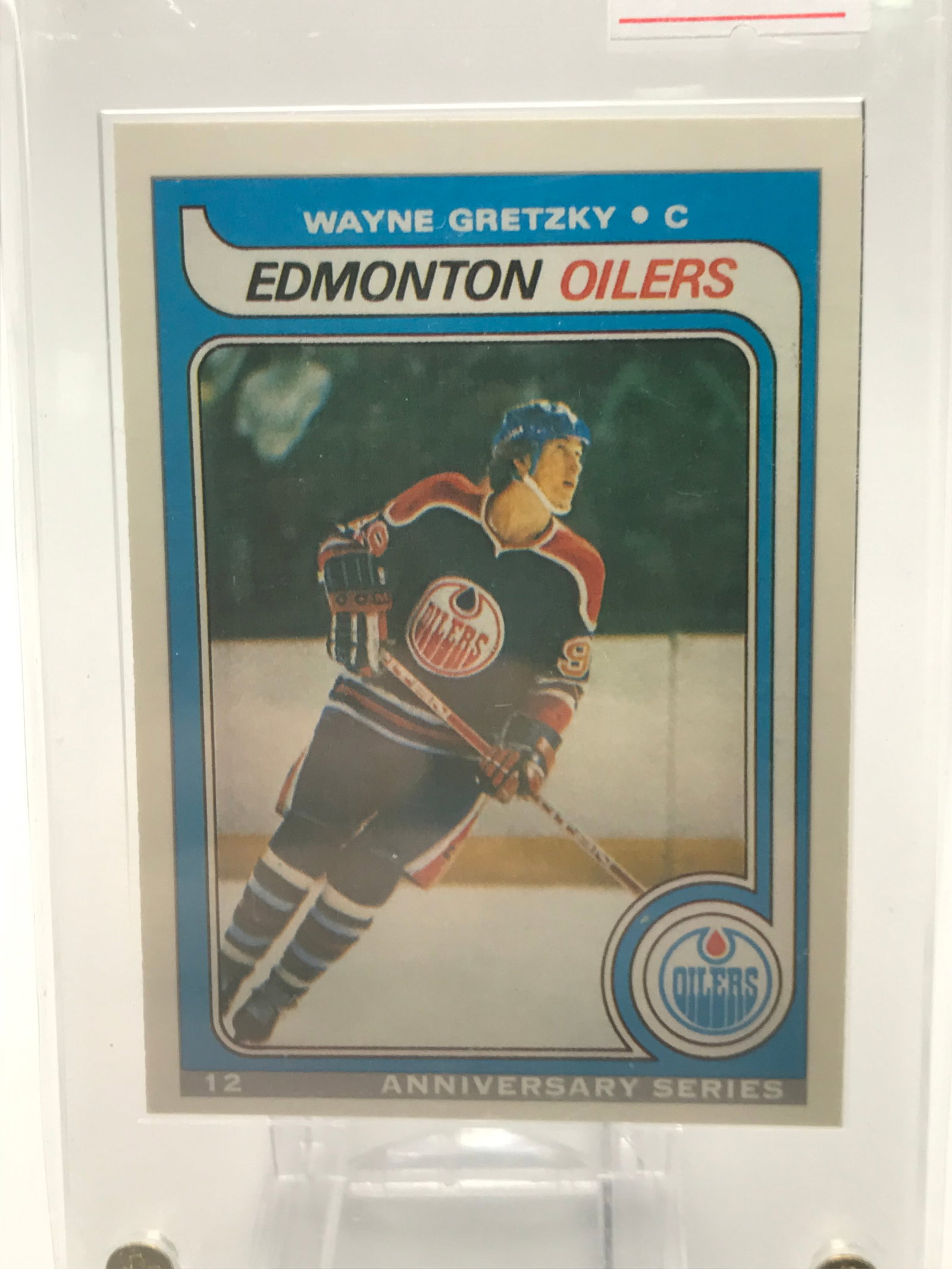 1979-80 O-PEE-CHEE NO.18 WAYNE GRETZKY ROOKIE CARD (ANNIVERSARY SERIES): Prices are in Canadian Dollars