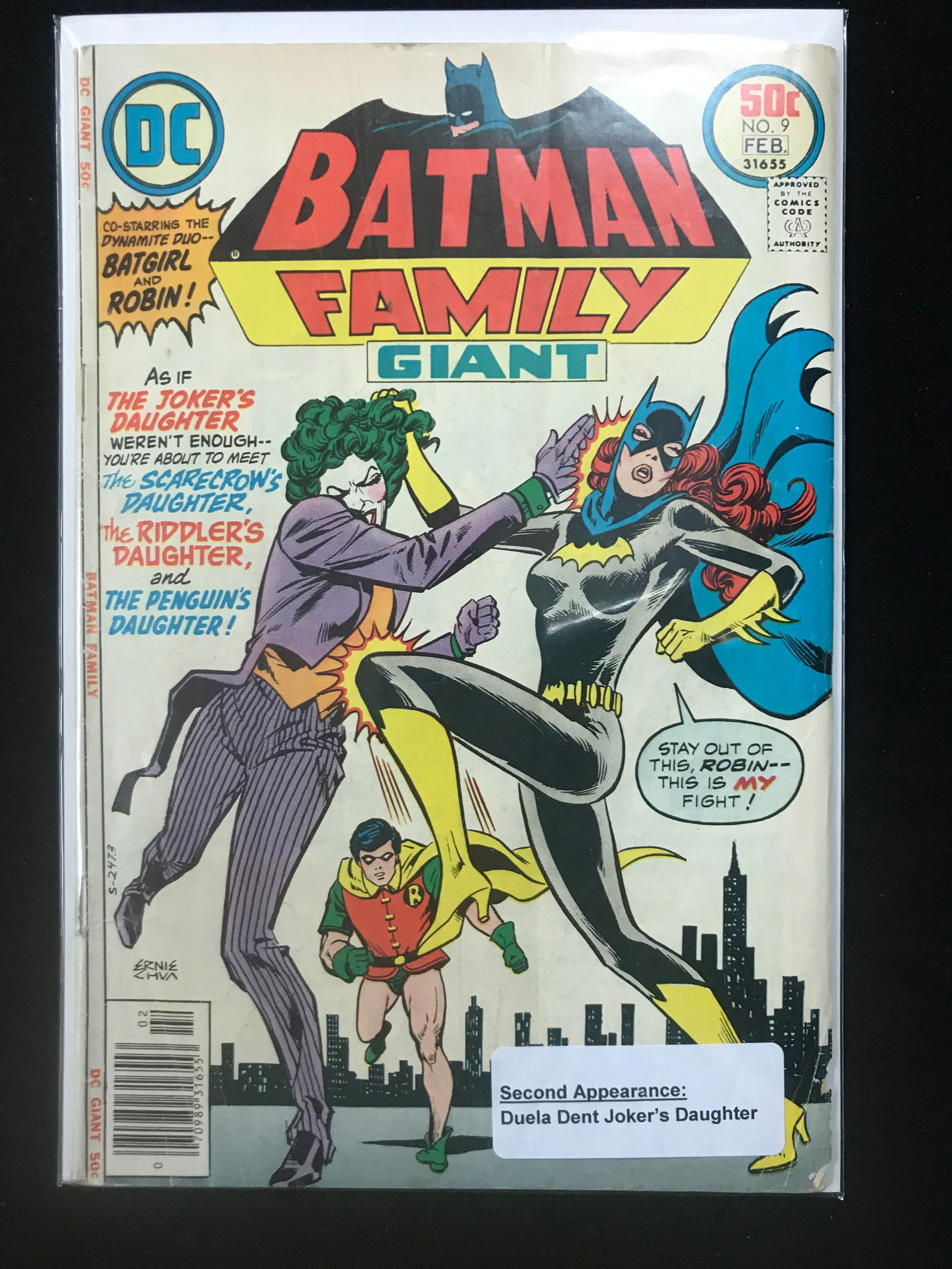 DC COMICS NO.9 BATMAN FMAILY GIANT (2ND APP DUELA DENT, JOKER'S DAUGHTER) (1 of 1)