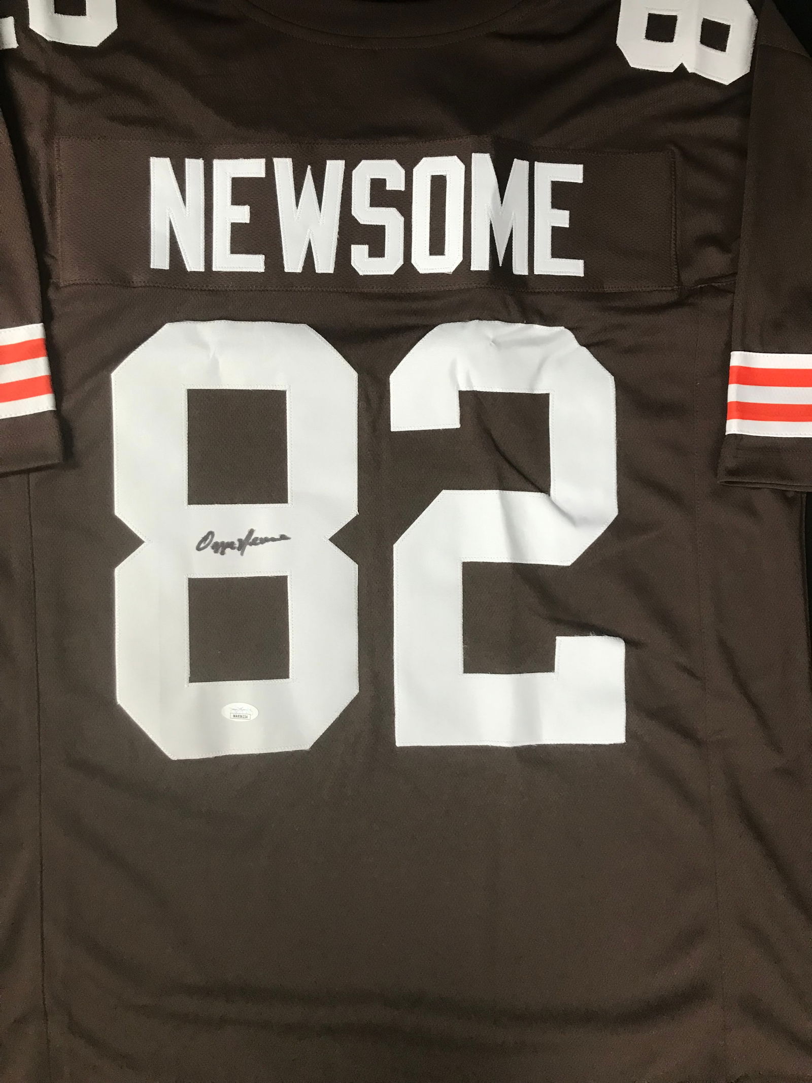 OZZIE NEWSOME SIGNED CLEVELAND BROWNS FOOTBALL JERSEY (JSA COA) (1 of 3)