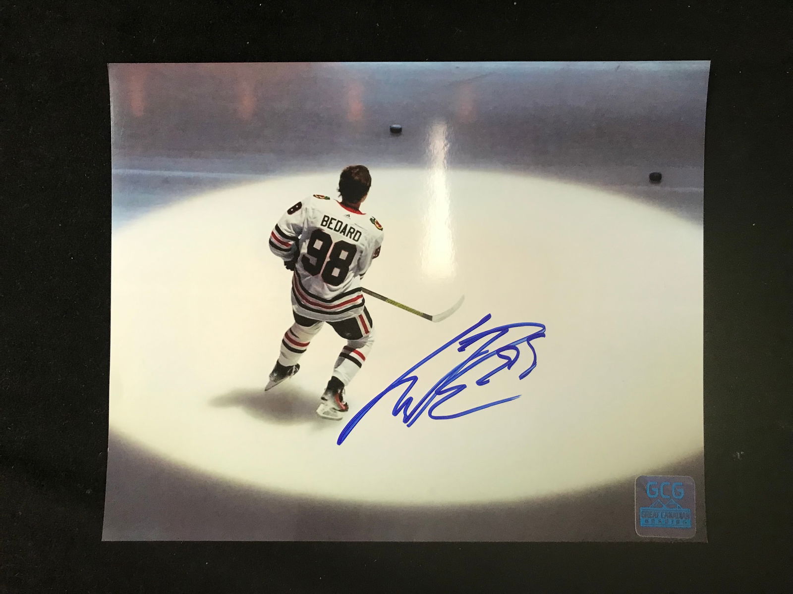 CONNOR BEDARD SIGNED CHICAGO BLACKHAWKS 8 X 10 (GCG HOLO): Prices are in Canadian dollars