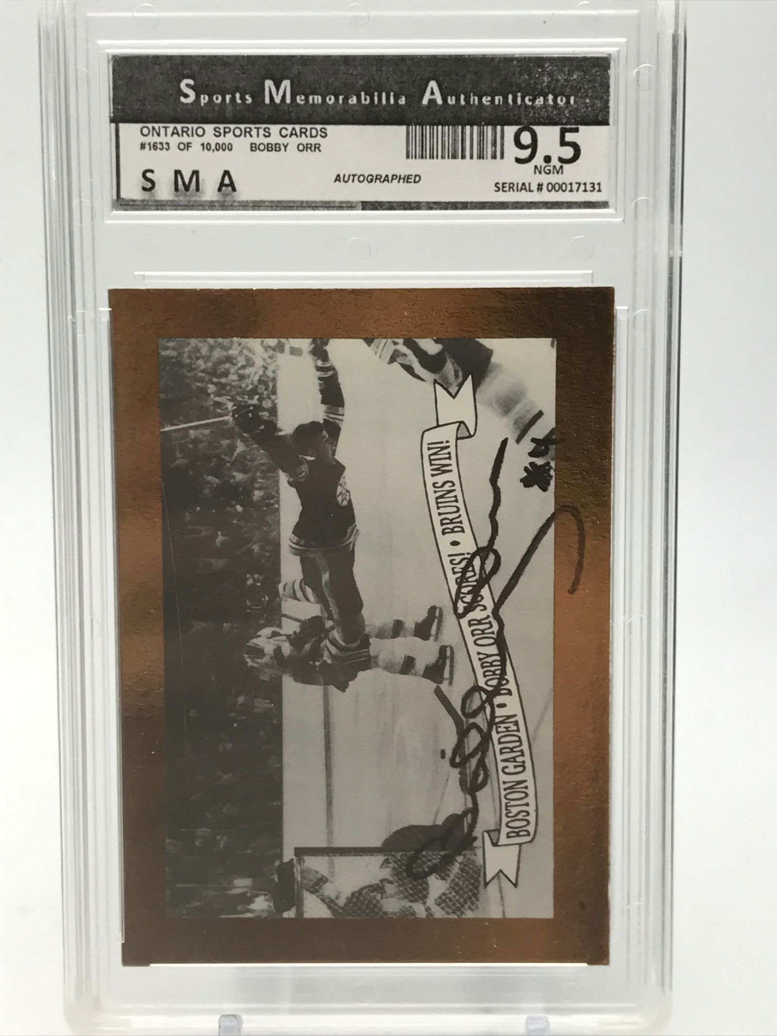 BOBBY ORR SIGNED TRADING CARD (SMA 9.5) (1 of 2)