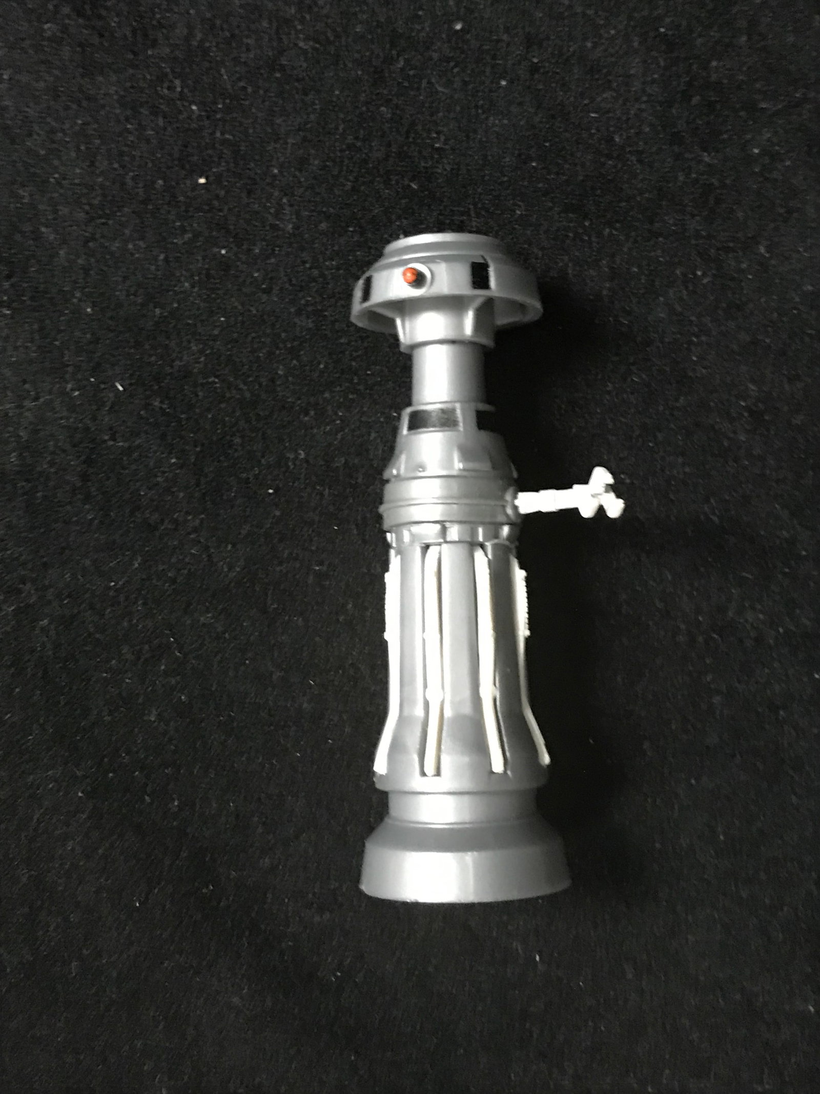 1979 KENNER STAR WARS MEDICAL DROID: Prices are in Canadian dollars
