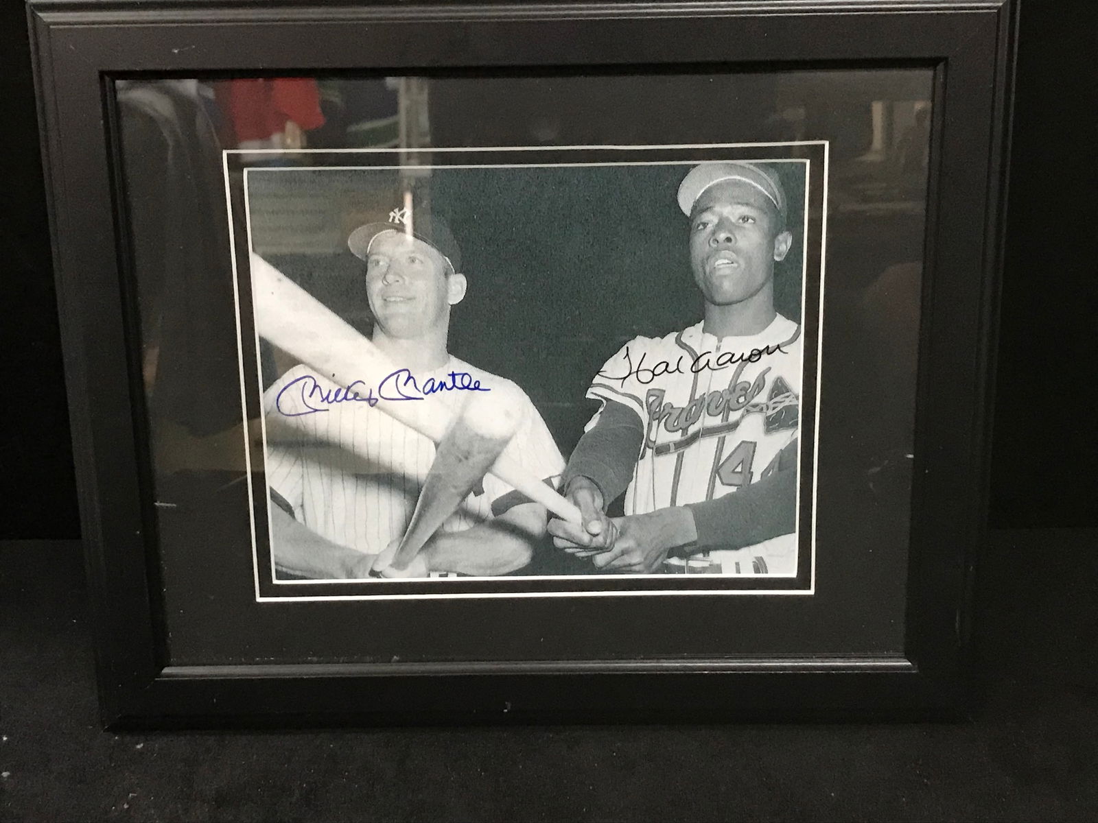 MICKEY MANTLE AND HANK AARON  SIGNED AND FRAMED 16 X 20 (GCG HOLO) (1 of 3)