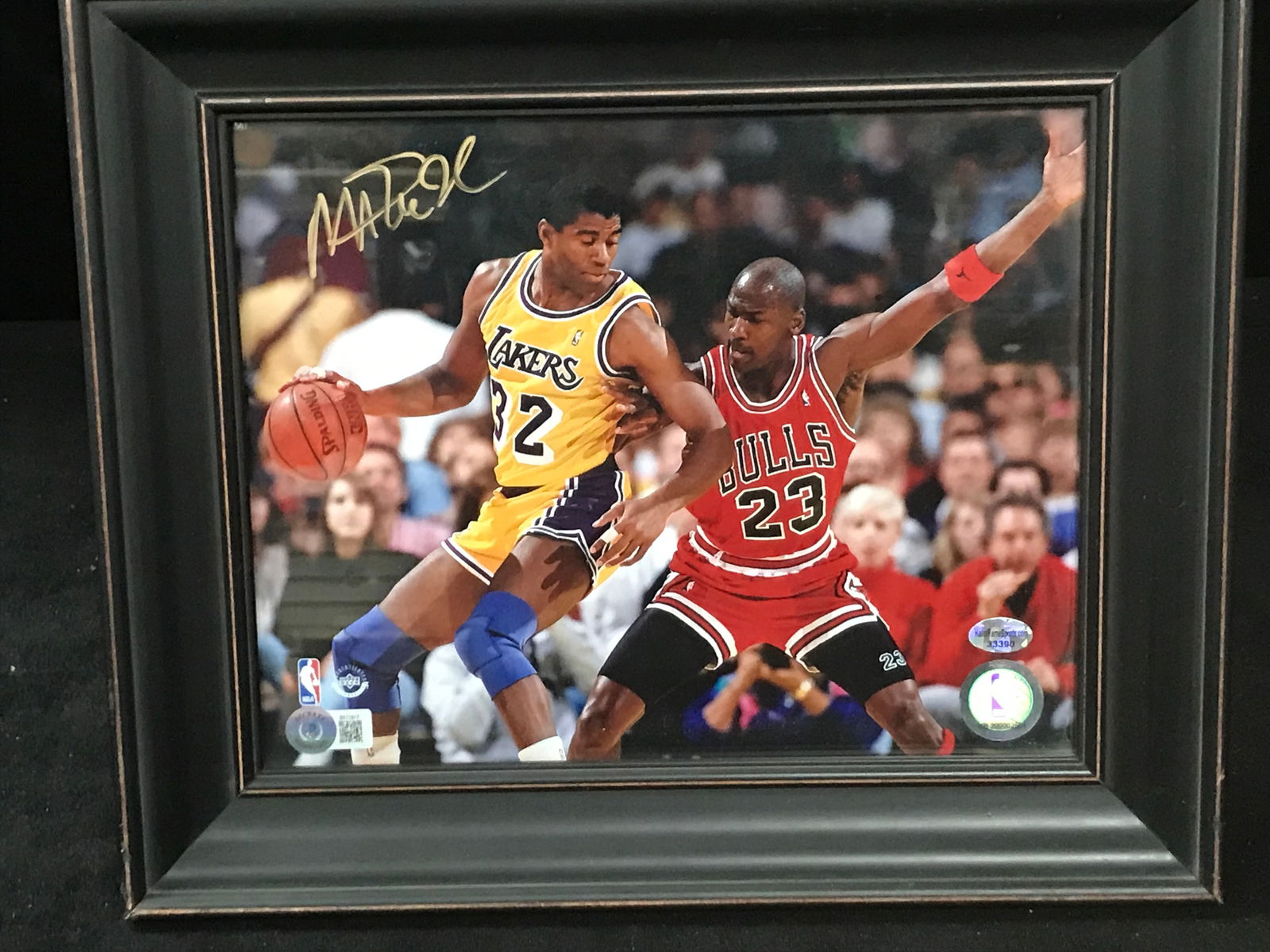 MAGIC JOHNSON SIGNED AND CUSTOM FRAMED 8 X 10 (BECKETT COA) (1 of 3)