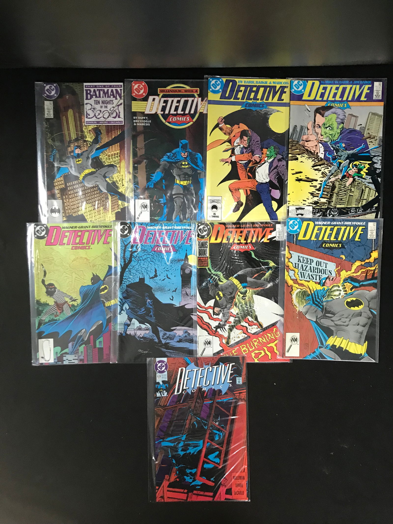 DC COMICS BATMAN COMIC BOOK LOT (1 of 1)