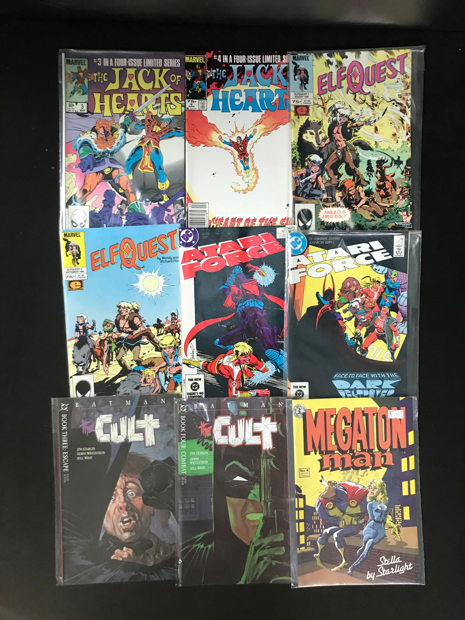 VARIOUS SUPERHERO COMIC BOOK LOT (1 of 1)