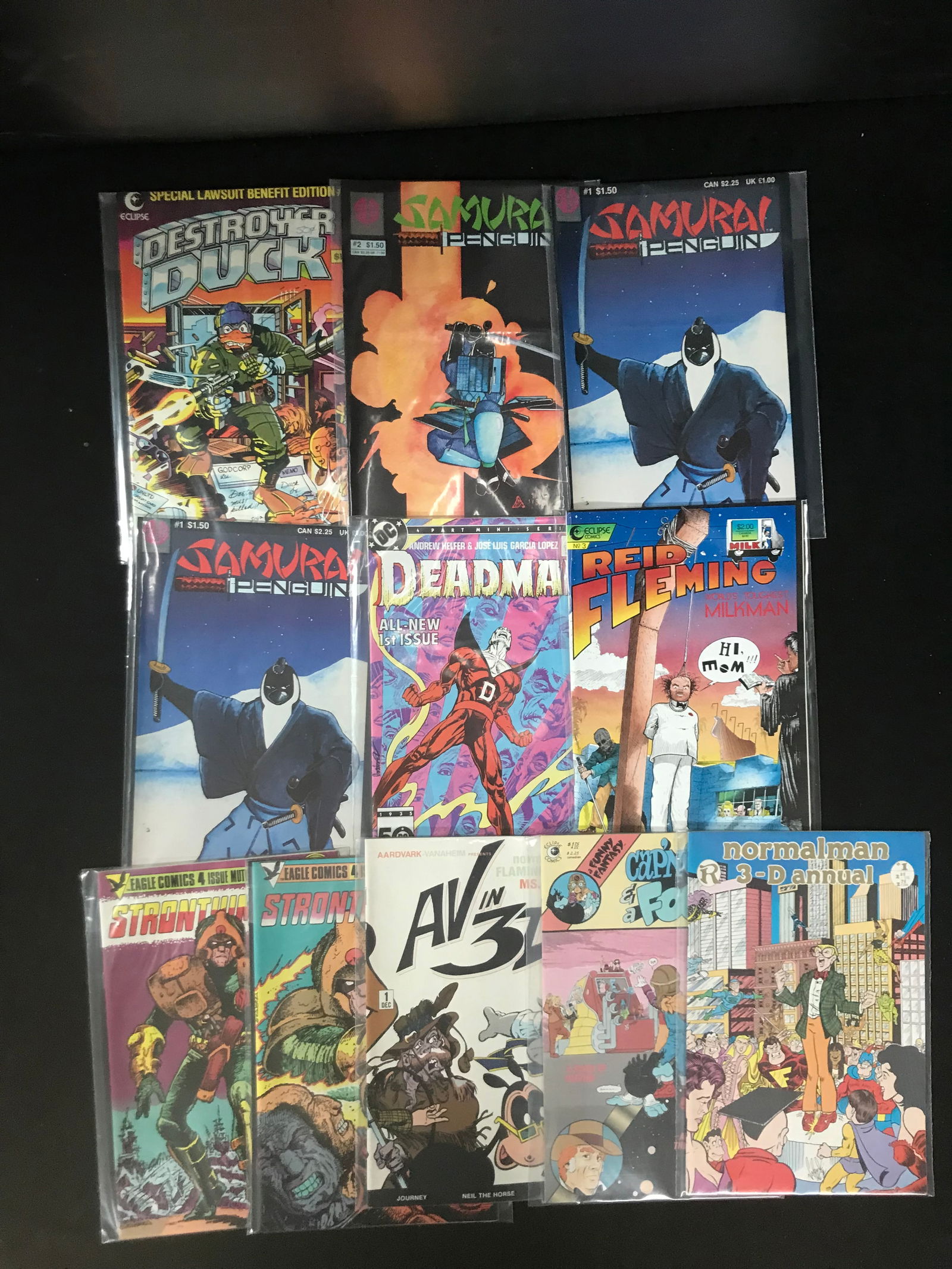 VARIOUS SUPERHERO COMIC BOOK LOT (1 of 1)