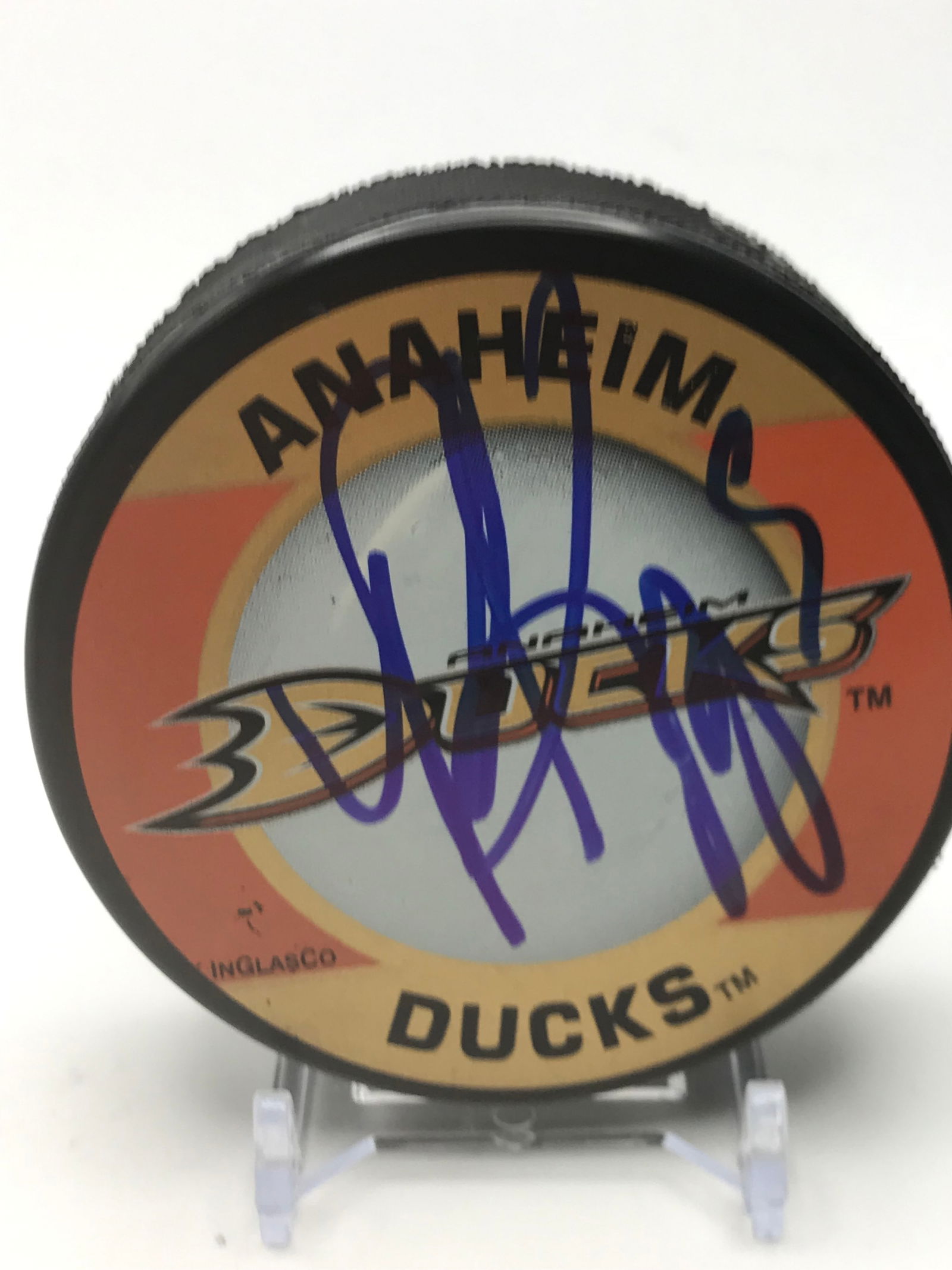 PAUL KARIYA SIGNED ANAHEIM DUCKS HOCKEY PUCH (GCG HOLO) (1 of 2)