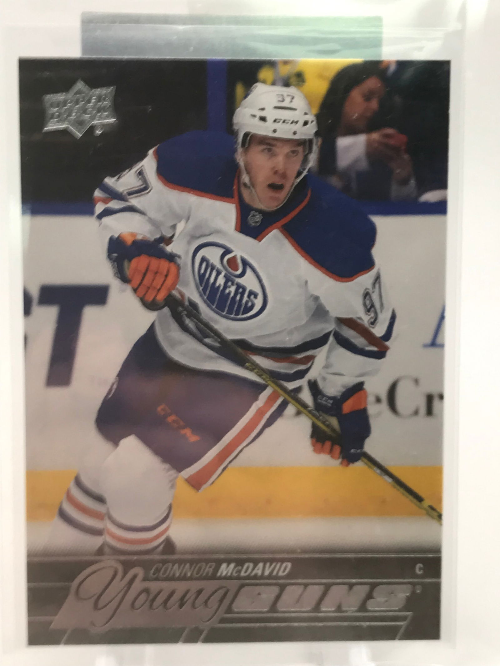 2015 UPPER DECK CONNOR MCDAVID YOUNG GUNS ROOKIE CARD (1 of 2)