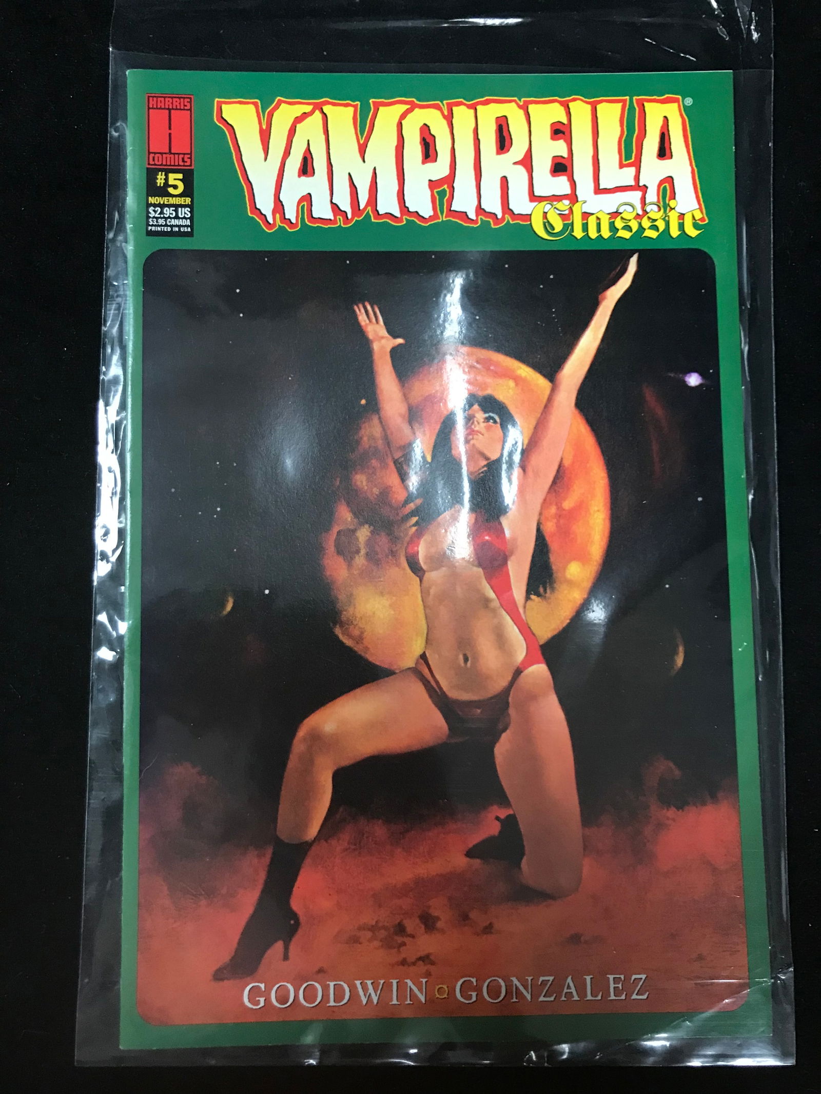 HARRIS COMICS VAMPERELLA CLASSIC NO.5 (1 of 1)