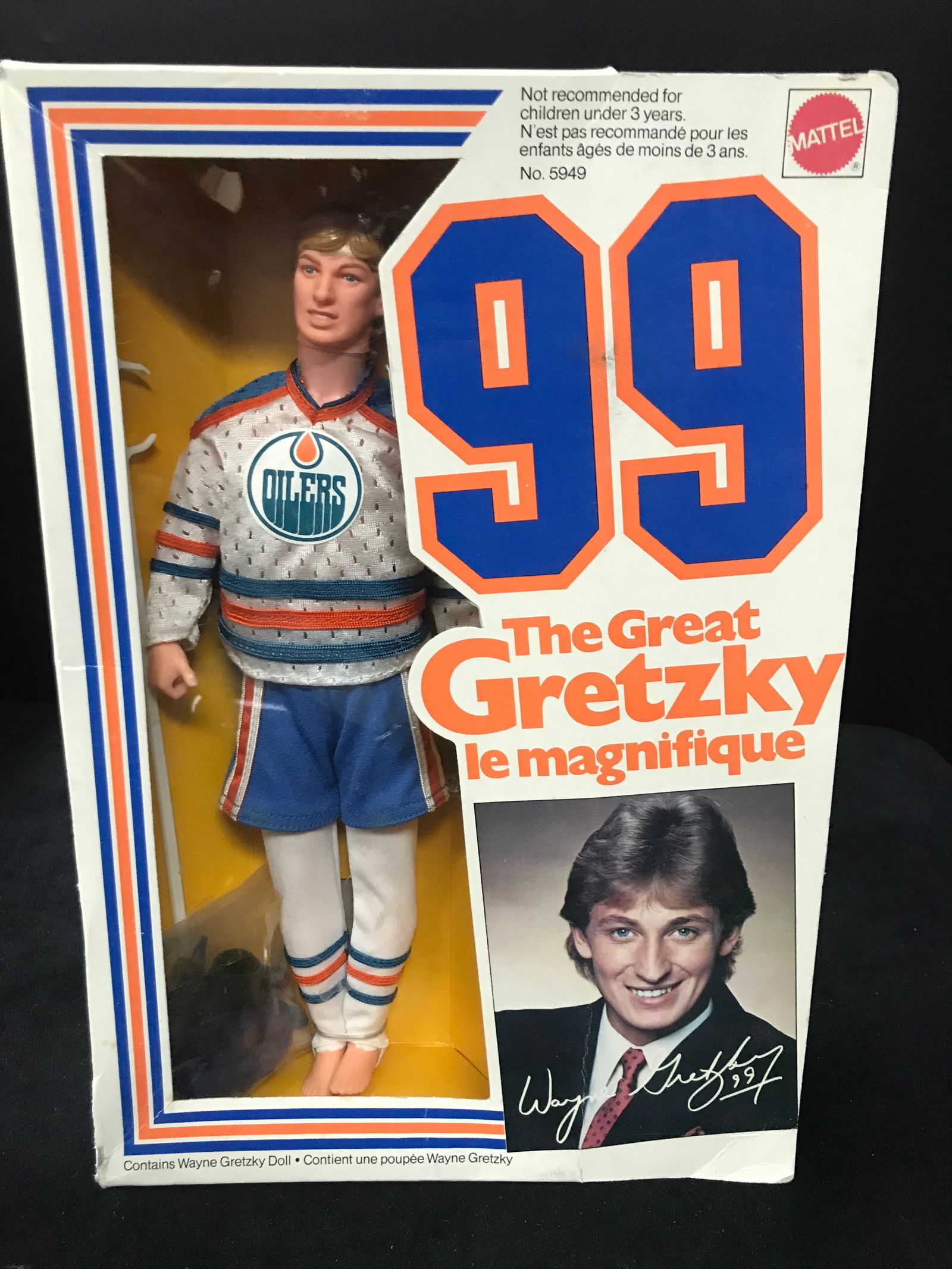VINTAGE IN BOX MATTEL WAYNE GRETZKY ACTION FIGURE (1 of 3)