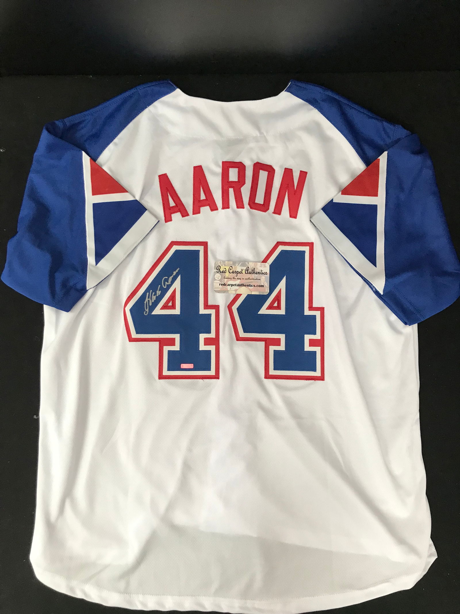 ATLANTA BRAVES SIGNED ATLANTA BRAVES BASEBALL JERSEY (RED CARPET COA) (1 of 3)