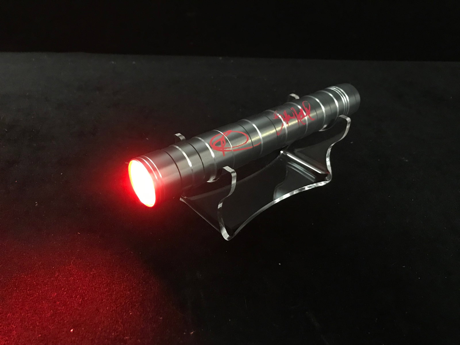 RAY PARK SIGNED LIGHTSABER AND STAND INSCRIBED SITH LORD WWOC COA: Prices are in Canadian dollars