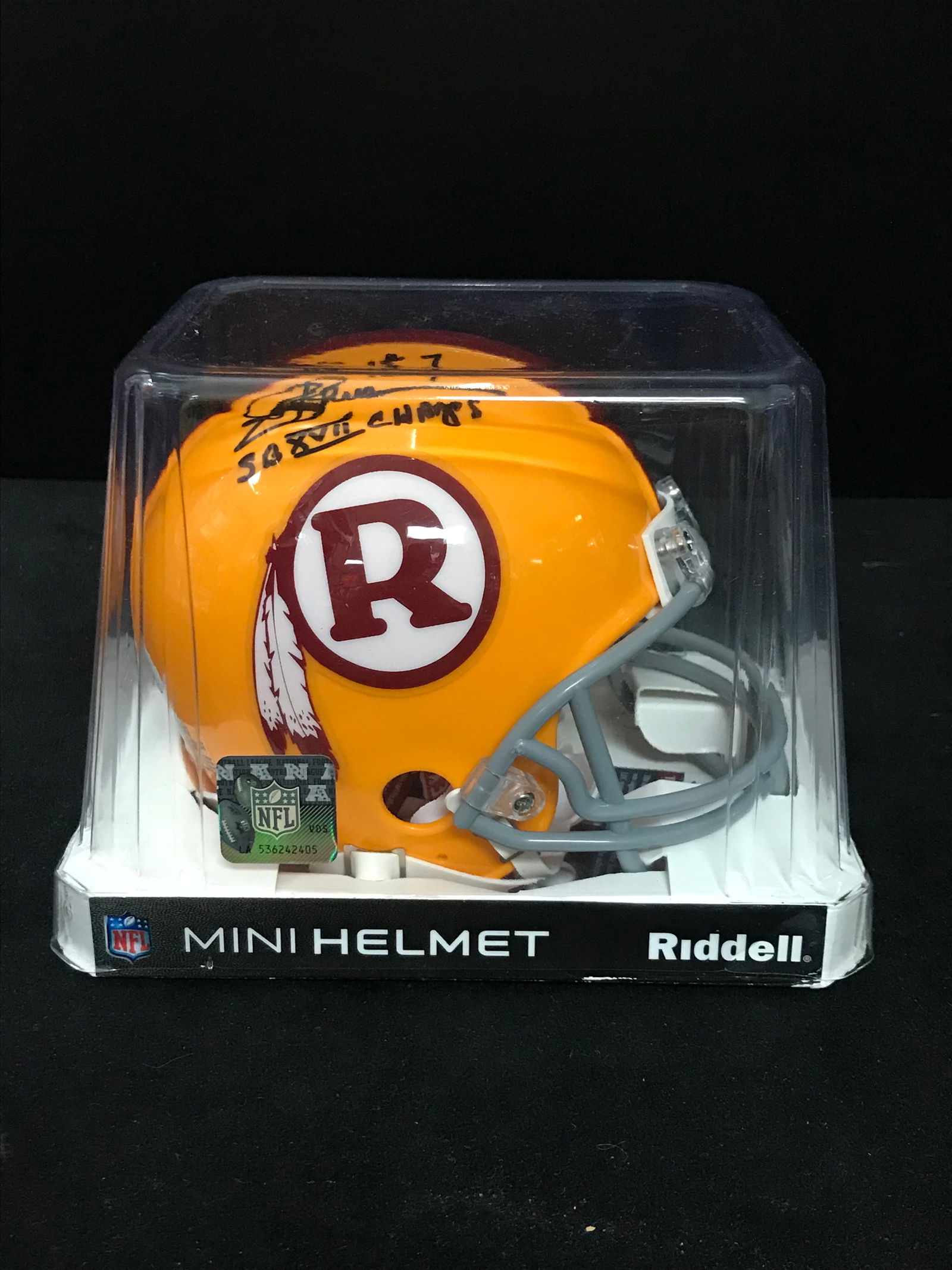 JOE THEISMAN SIGNED WASHINGTON REDSKINS MINI HELMET (BECKETT COA) (1 of 3)