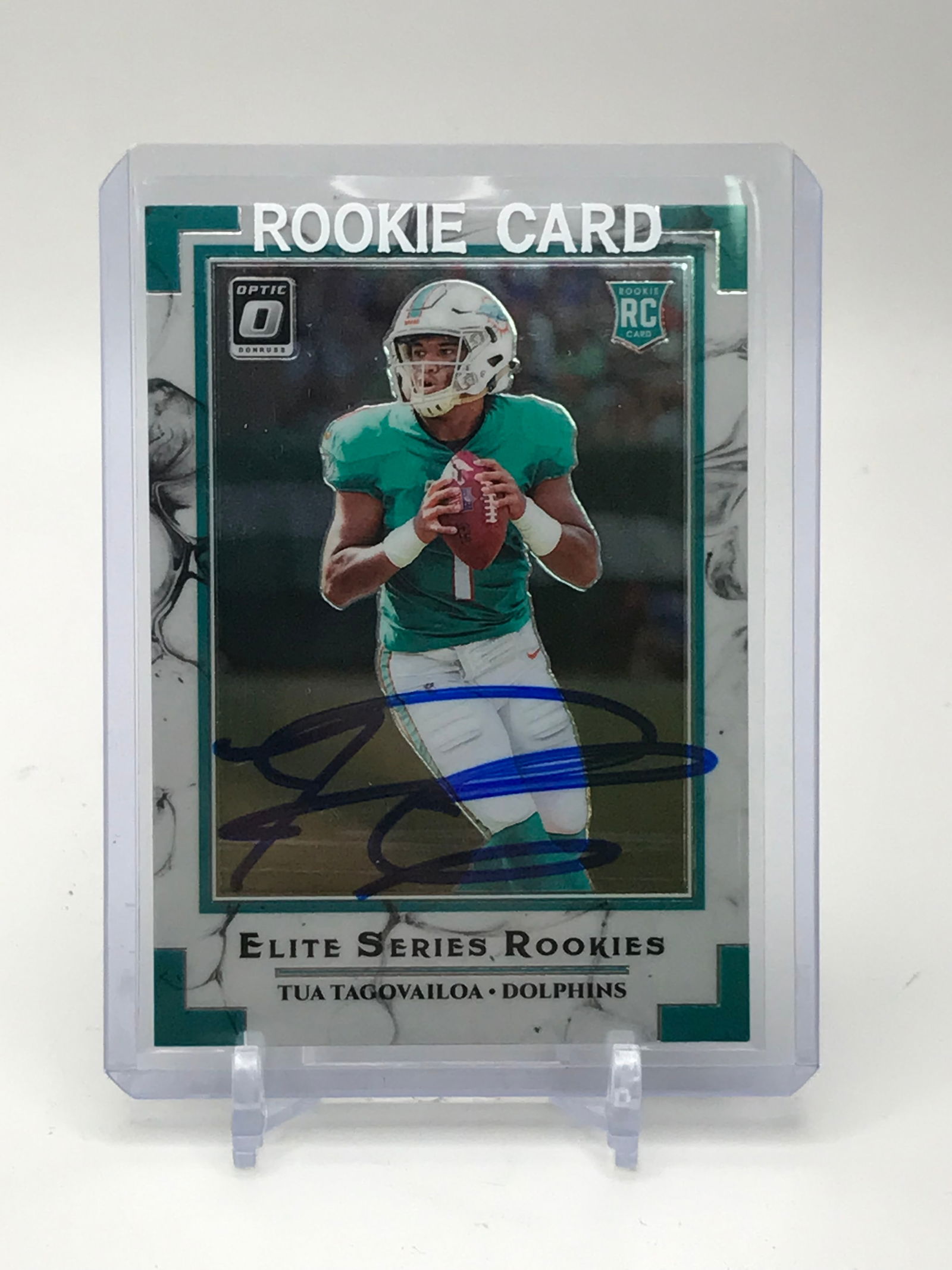 DONRUSS OPTIC TUA TAGOVAILOA SIGNED ROOKIE CARD RED CARPET COA (1 of 2)