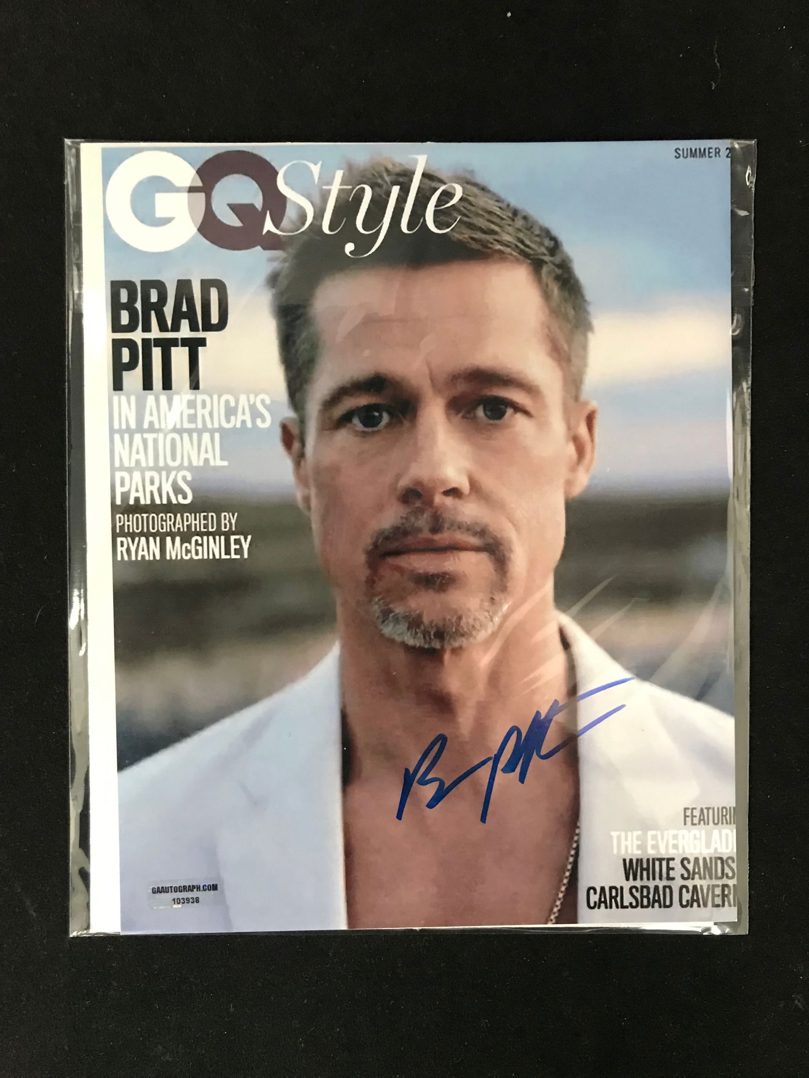 BRAD PITT SIGNED 8X10 PHOTO GAA COA (1 of 2)
