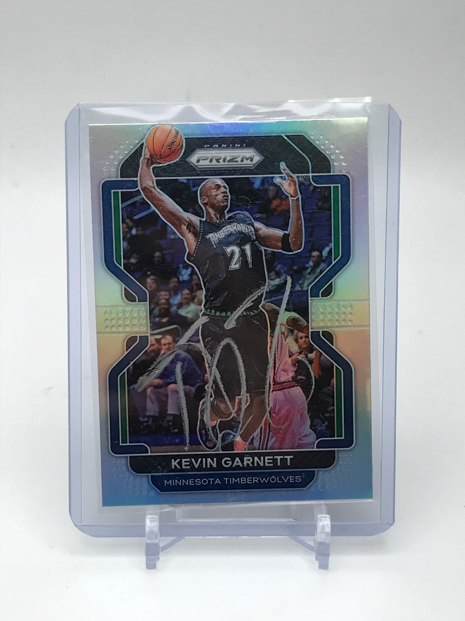 SIGNED KEVIN GARNETT PANINI PRIZM BASKETBALL CARD RED CARPET COA (1 of 2)