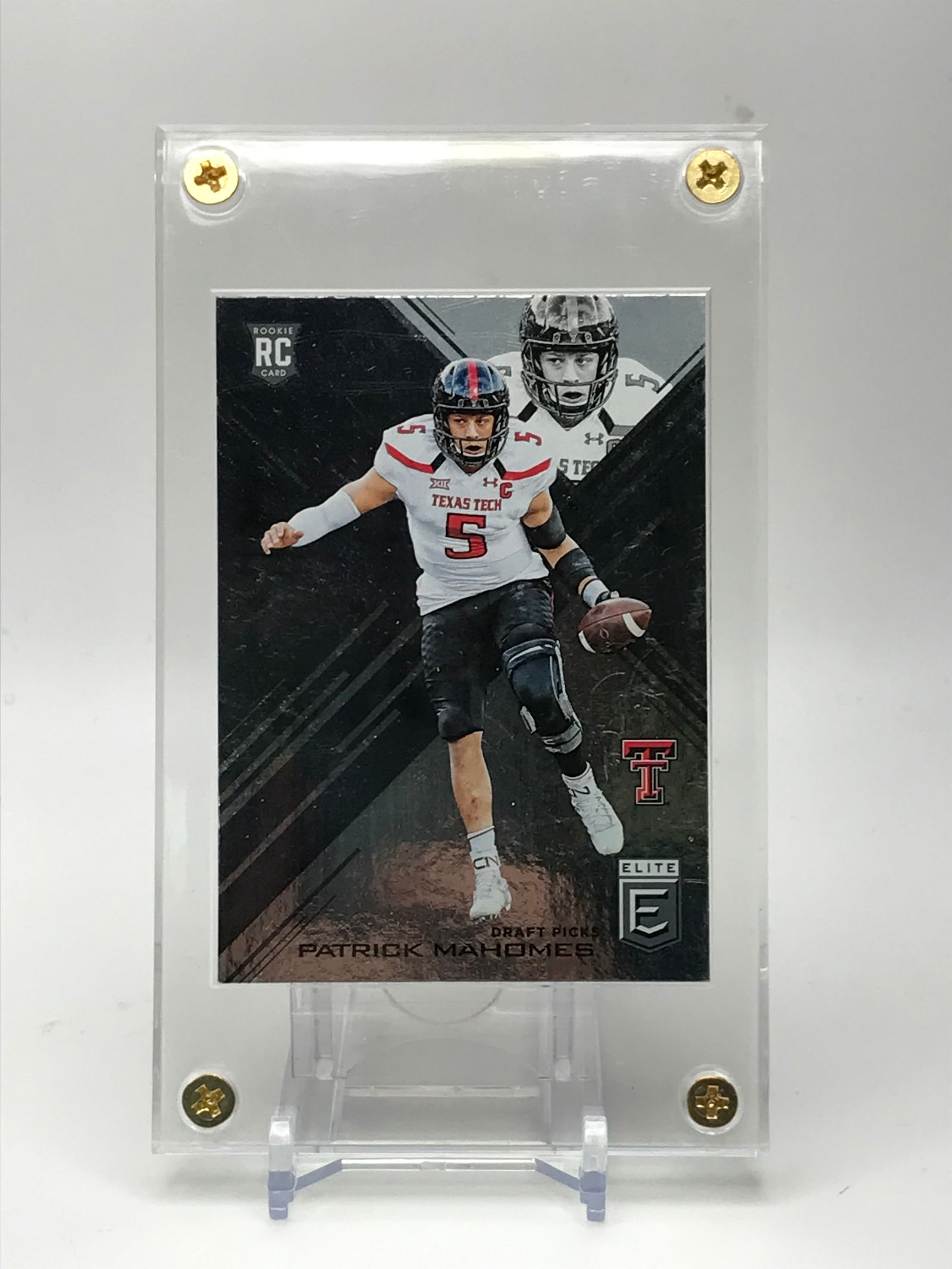 2017 PANINI ELITE PATRICK MAHOMES ROOKIE CARD (1 of 2)