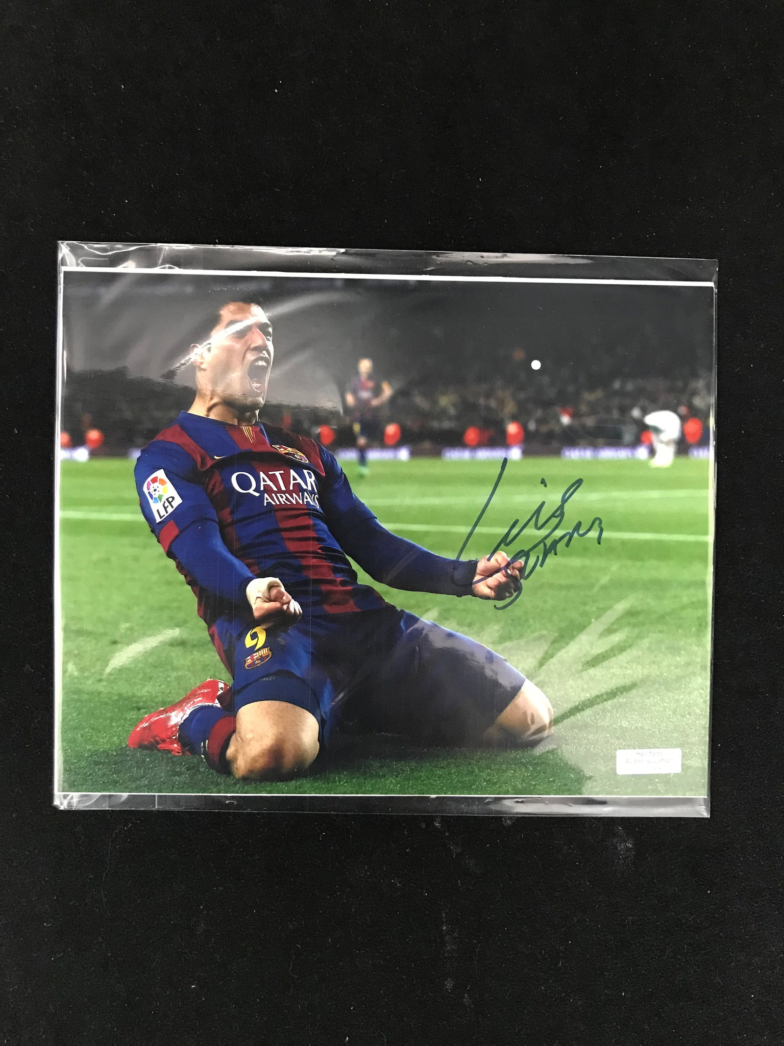 LUIZ SUAREZ SIGNED 8X10 PHOTO HA COA: Prices are in Canadian dollars