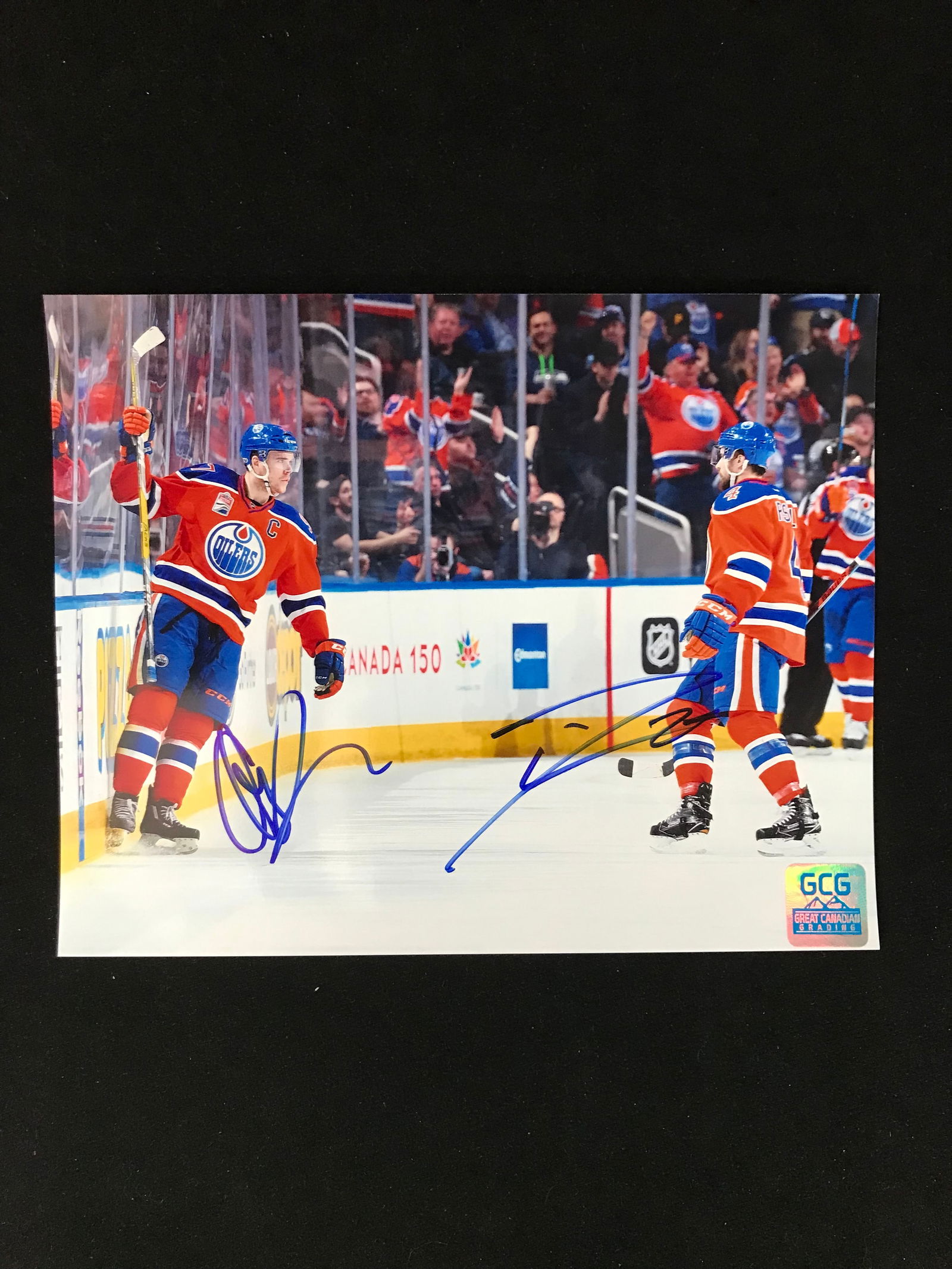 CONNOR MCDAVID AND LEON DRAISAITL SIGNED 8X10 PHOTO GCG COA (1 of 1)