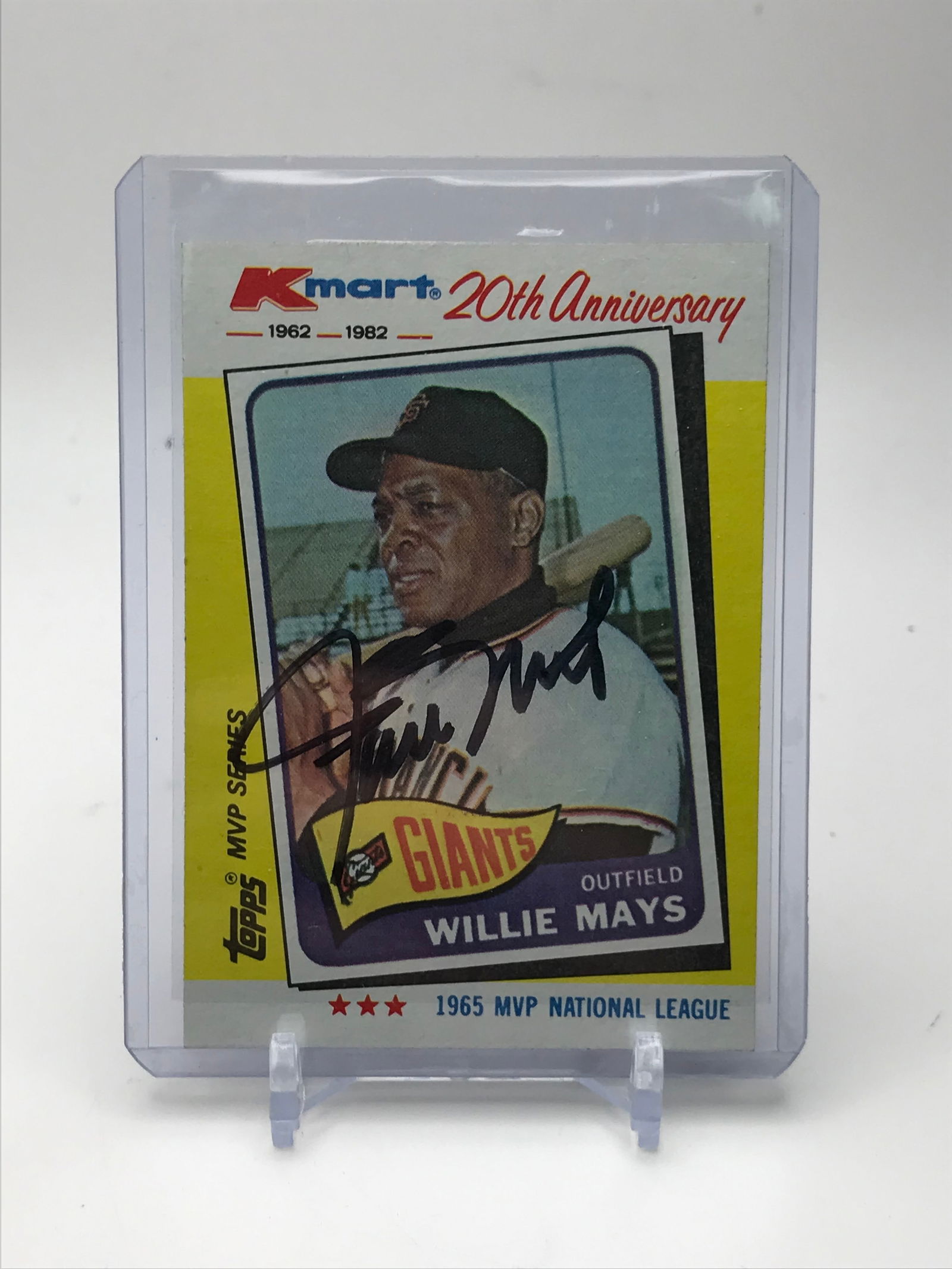 1982 TOPPS K-MART WILLIE MAYS AUTOGRAPHED BASEBALL CARD RED CARPET COA (1 of 2)