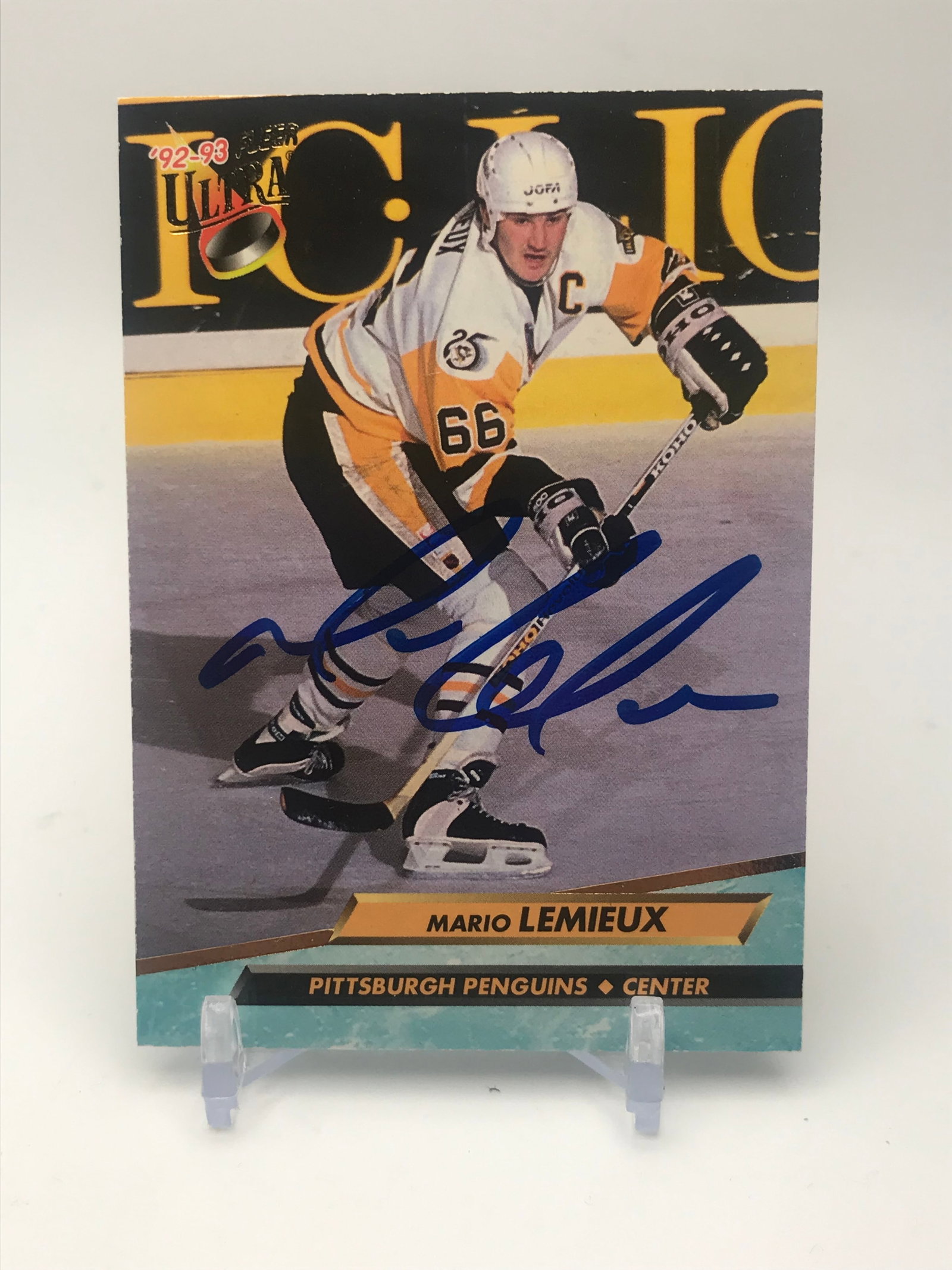 MARIO LEMIEUX SIGNED FLEER ULTRA TRADING CARD: Prices are in Canadian dollars