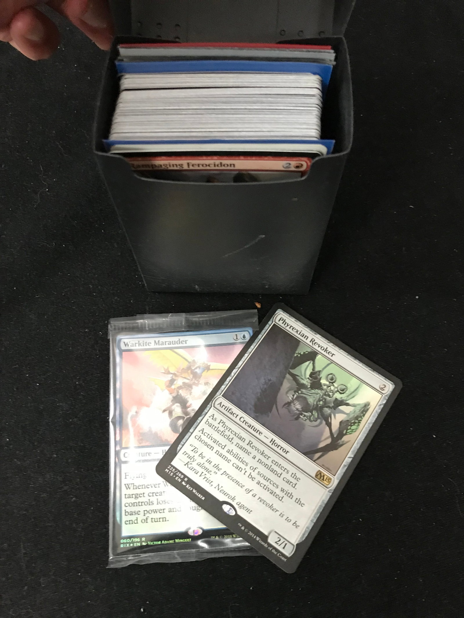 MAGIC THE GATHERING CARD LOT (UNCHECKED): Prices are in Canadian dollars