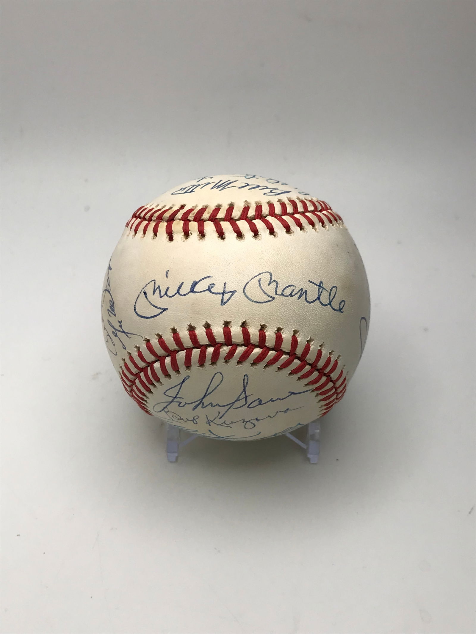 1953 WORLD SERIES CHAMPS NY YANKEES TEAM SIGNED BASEBALL (MANTLE,MARIS,FORD,MIZE,BERRA) JSA LOA (1 of 6)