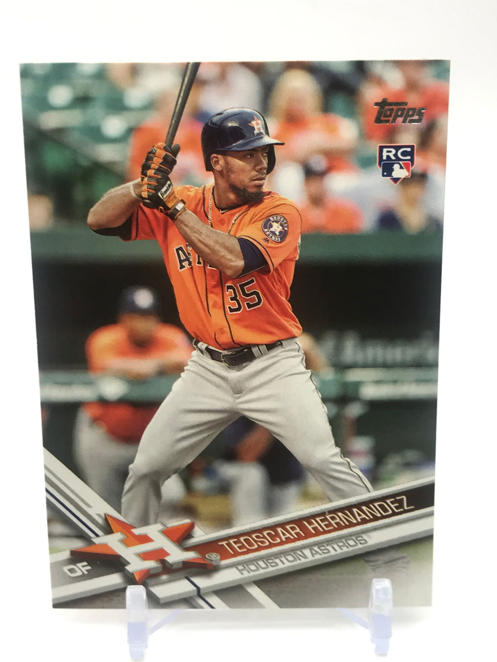 2017 TOPPS NO.67 TEOSCAR HERNANDEZ ROOKIE CARD (1 of 2)
