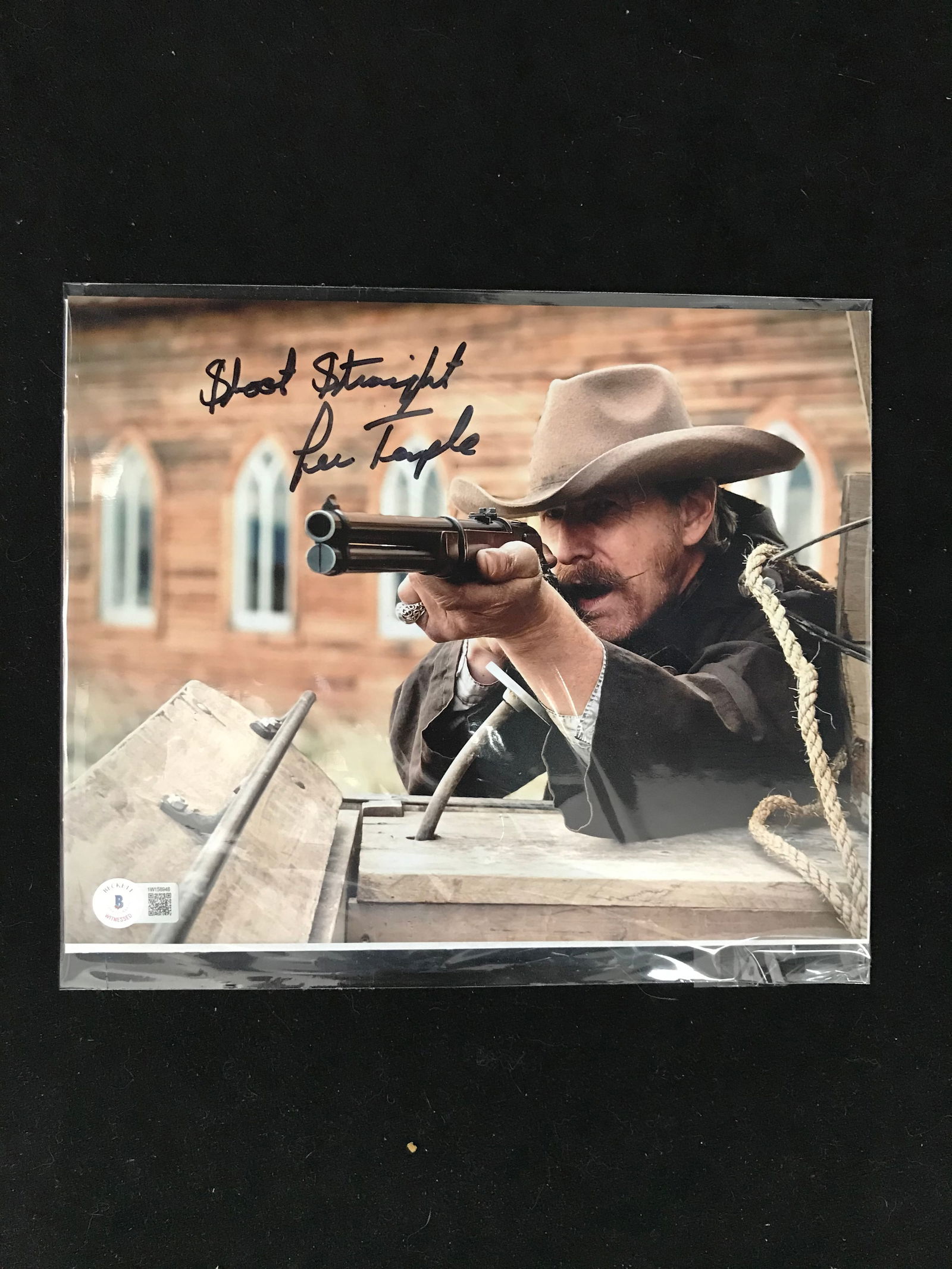 LEE TEMPLE SIGNED 8 X 10 (JSA COA) (1 of 1)