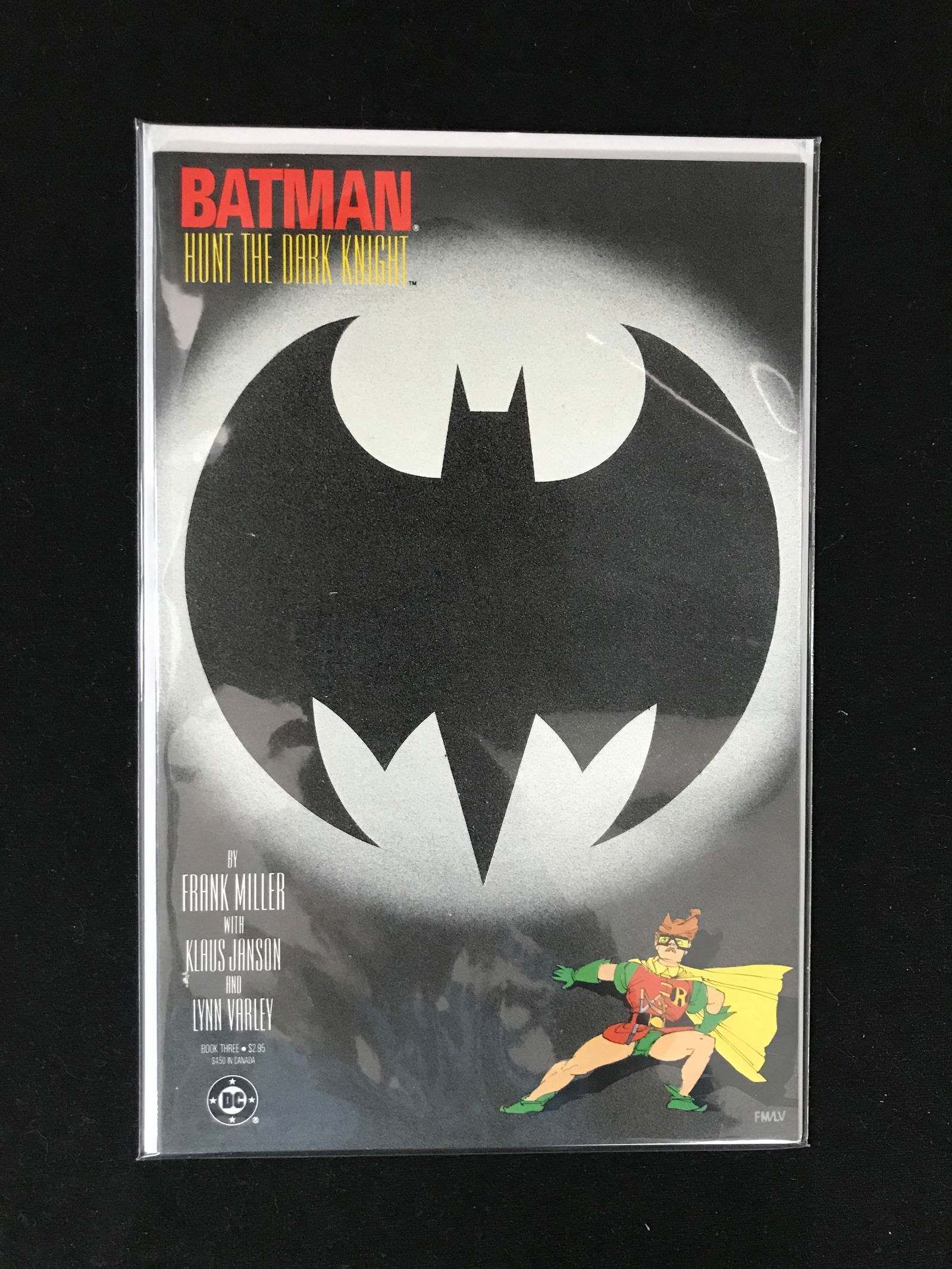 DC COMICS NO.3 BATMAN HUNT ITHE DARK KNIGHT (1 of 1)