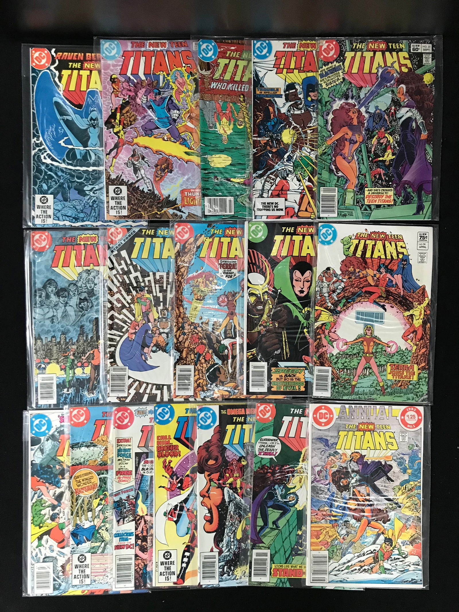 LOT OF 17 THE TEEN TITANS COMICS (MARVEL COMICS) (1 of 1)