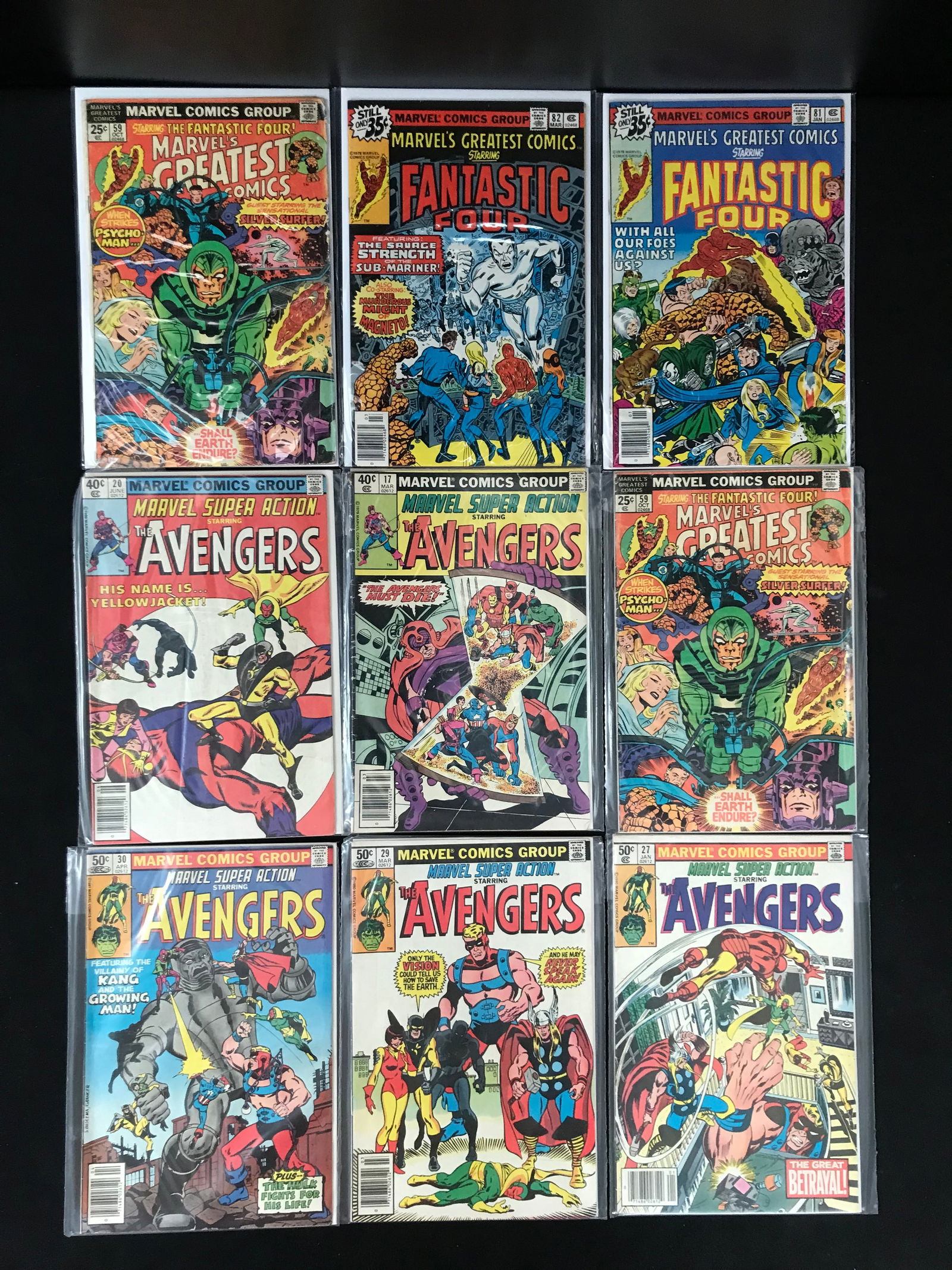 MARVEL COMICS AVENGERS COMIC BOOK LOT (1 of 1)