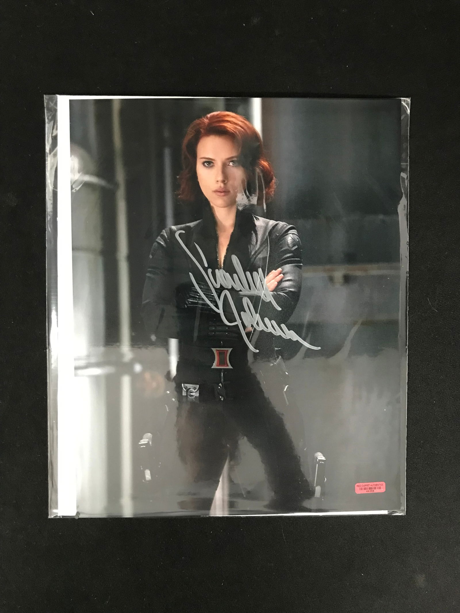 SCARLETT JOHANSON SIGNED BLACK WIDOW 8 X 10 (RED CARPET COA) (1 of 2)