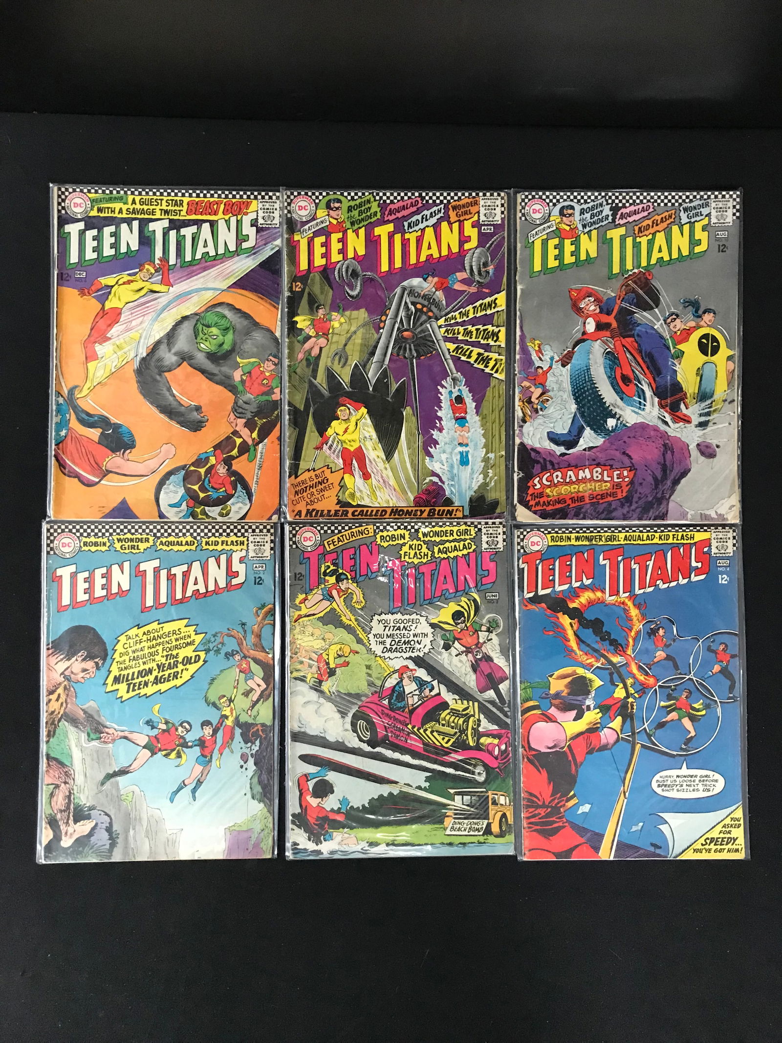 DC COMICS TEEN TITANS COMIC BOOK RUN (1 of 1)