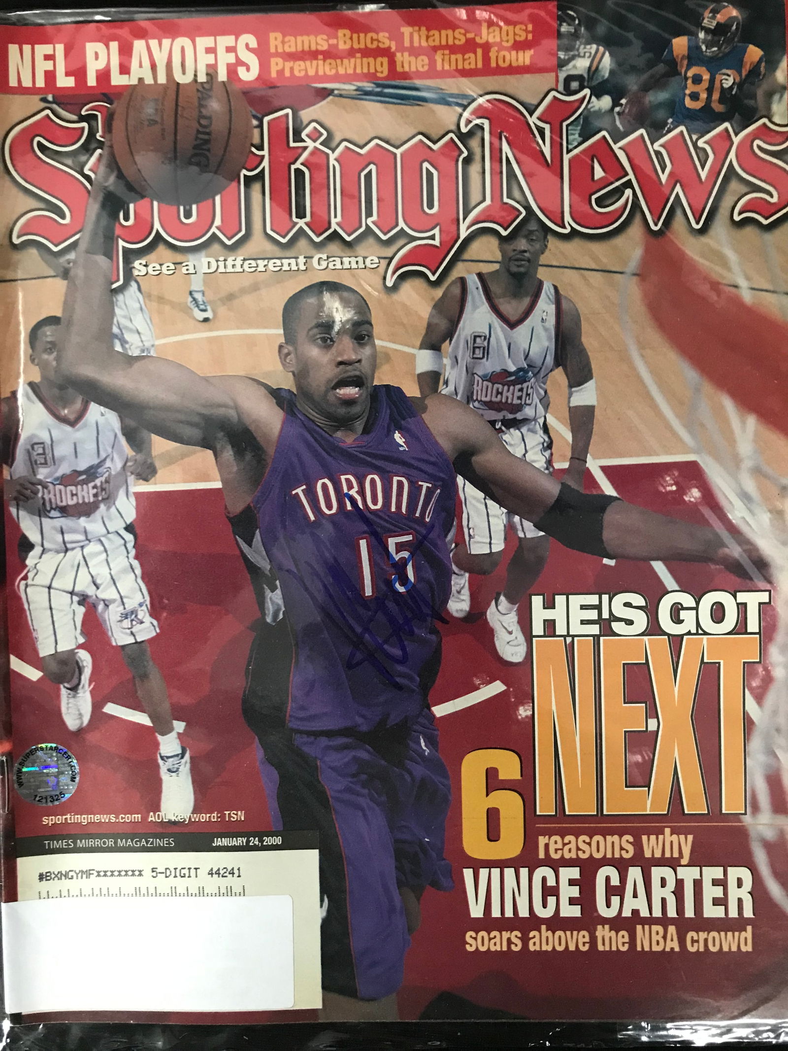 VINCE CARTER SIGNED SPORTING NEWS MAGAZINE (PRO CERT COA) (1 of 1)