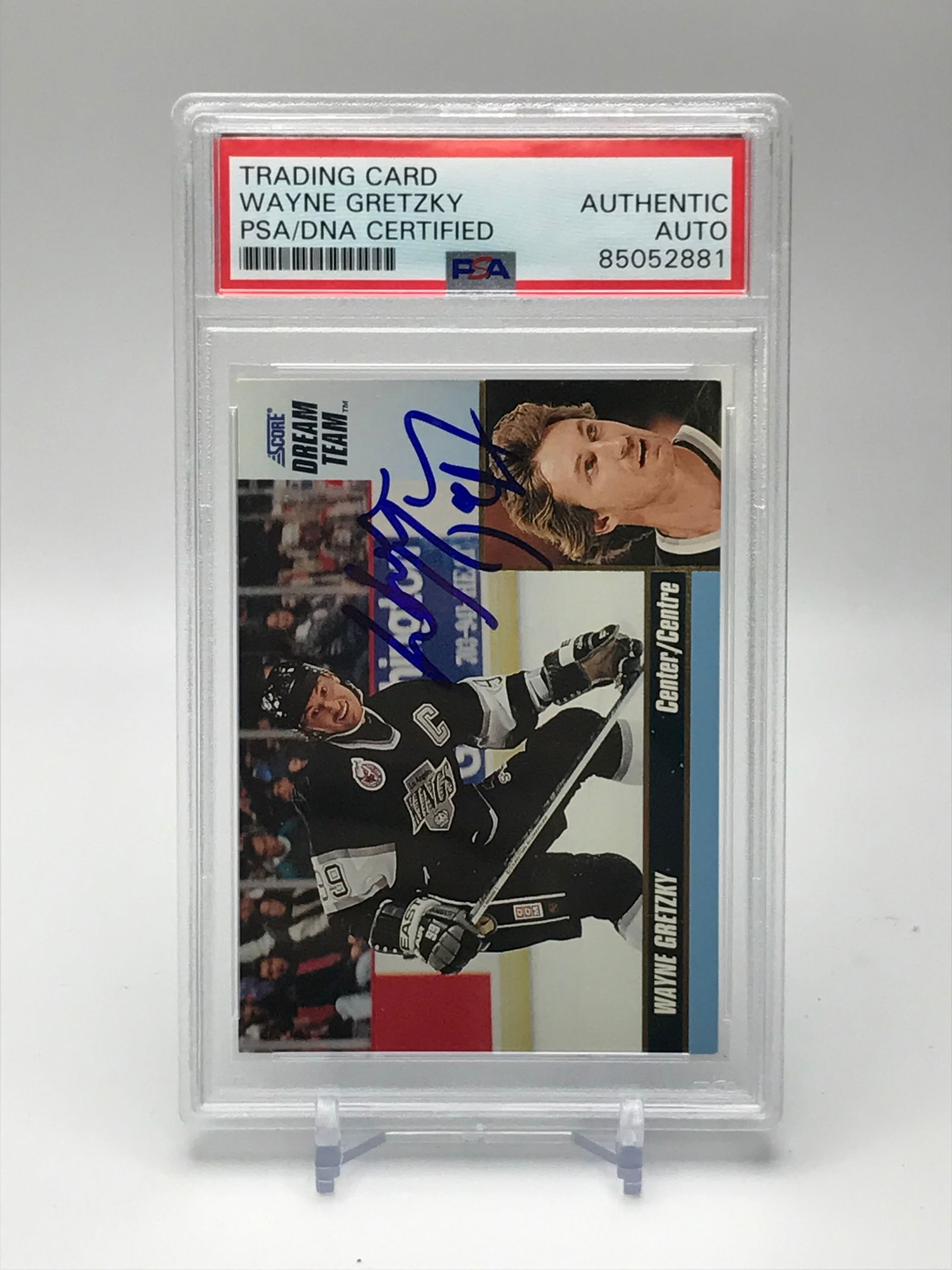 WAYNE GRETZKY SIGNED UPPER DECK TRADING CARD (PSA AUTHENTIC) (1 of 1)