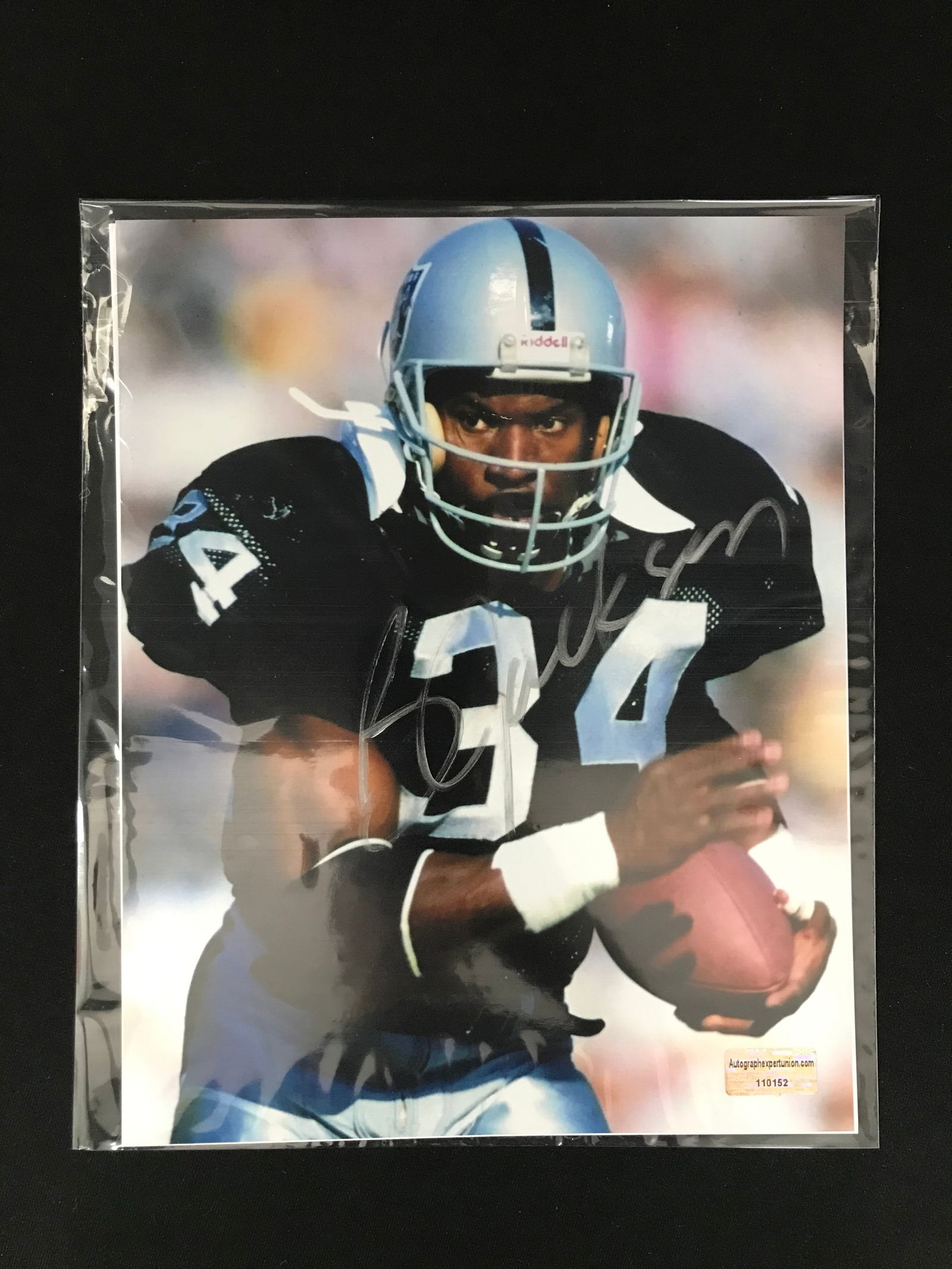 BO JACKSON SIGNED 8 X 10 (AUTOGRAPH EXPERTS COA) (1 of 2)