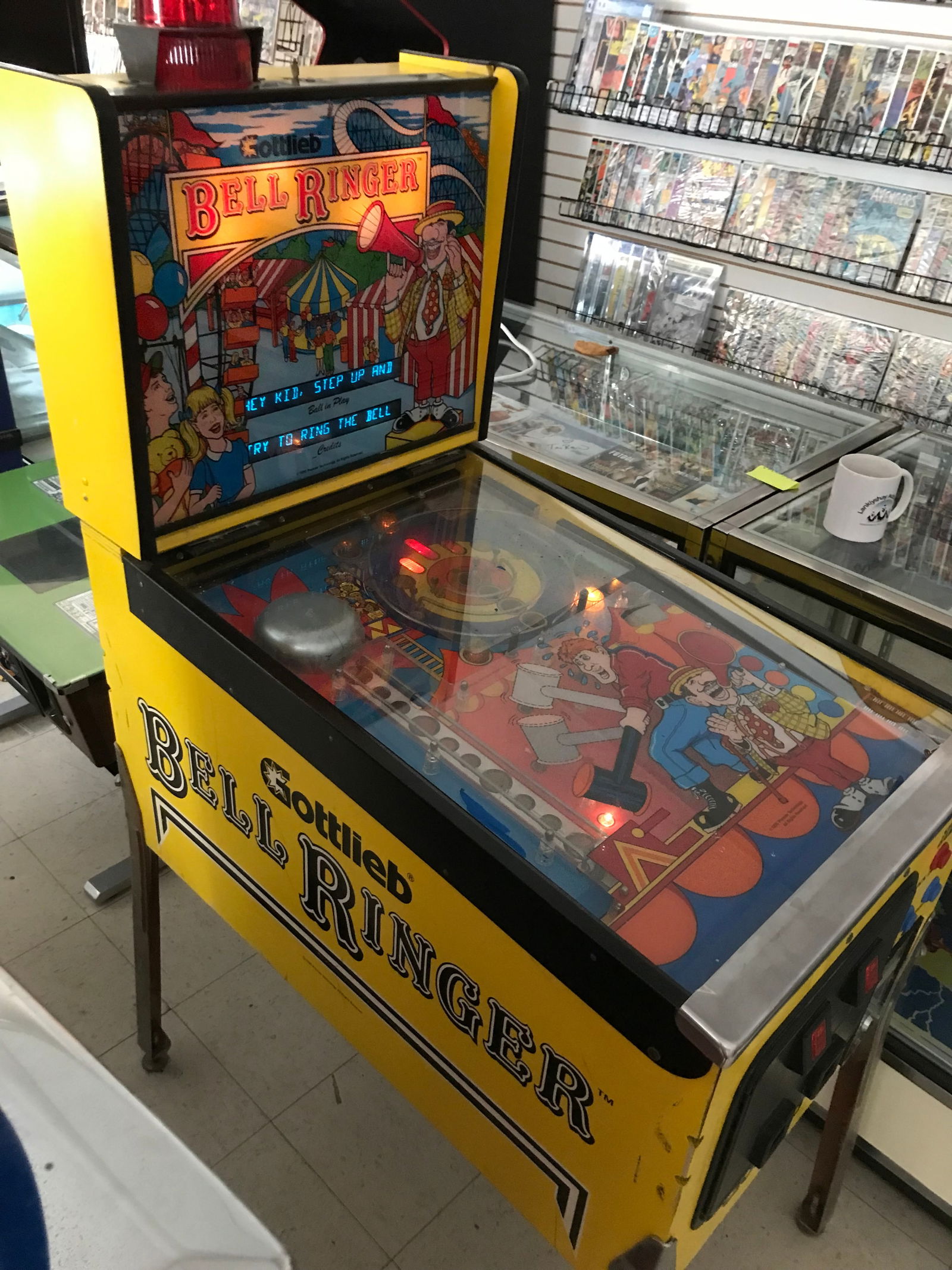 VINTAGE GOTTLIEB BELL RINGER ARCADE (EVCELLENT WORKING CONFITION ) (1 of 2)