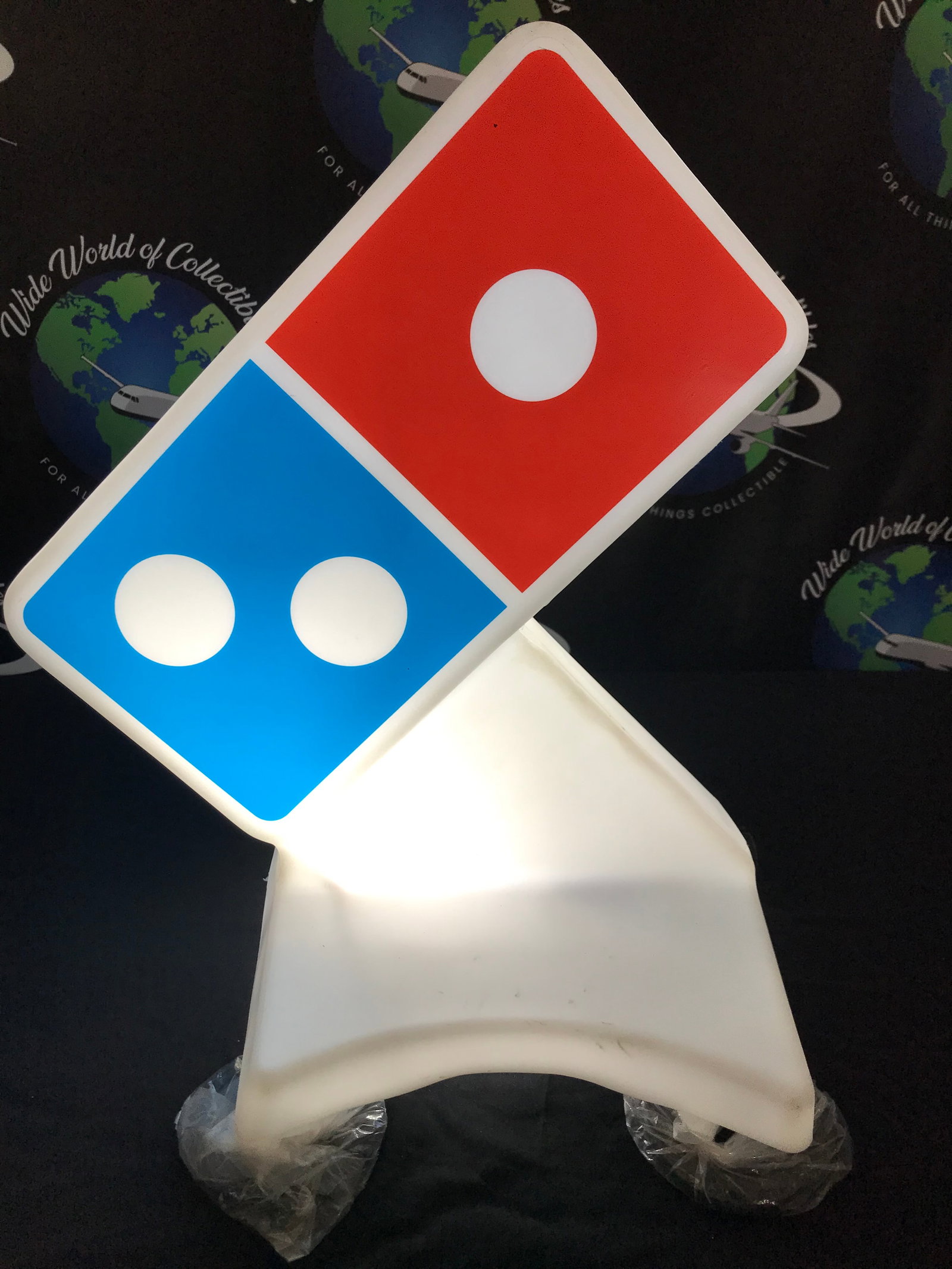 WORKING DOMINOS PIZZA SIGN: Prices are in Canadian dollars