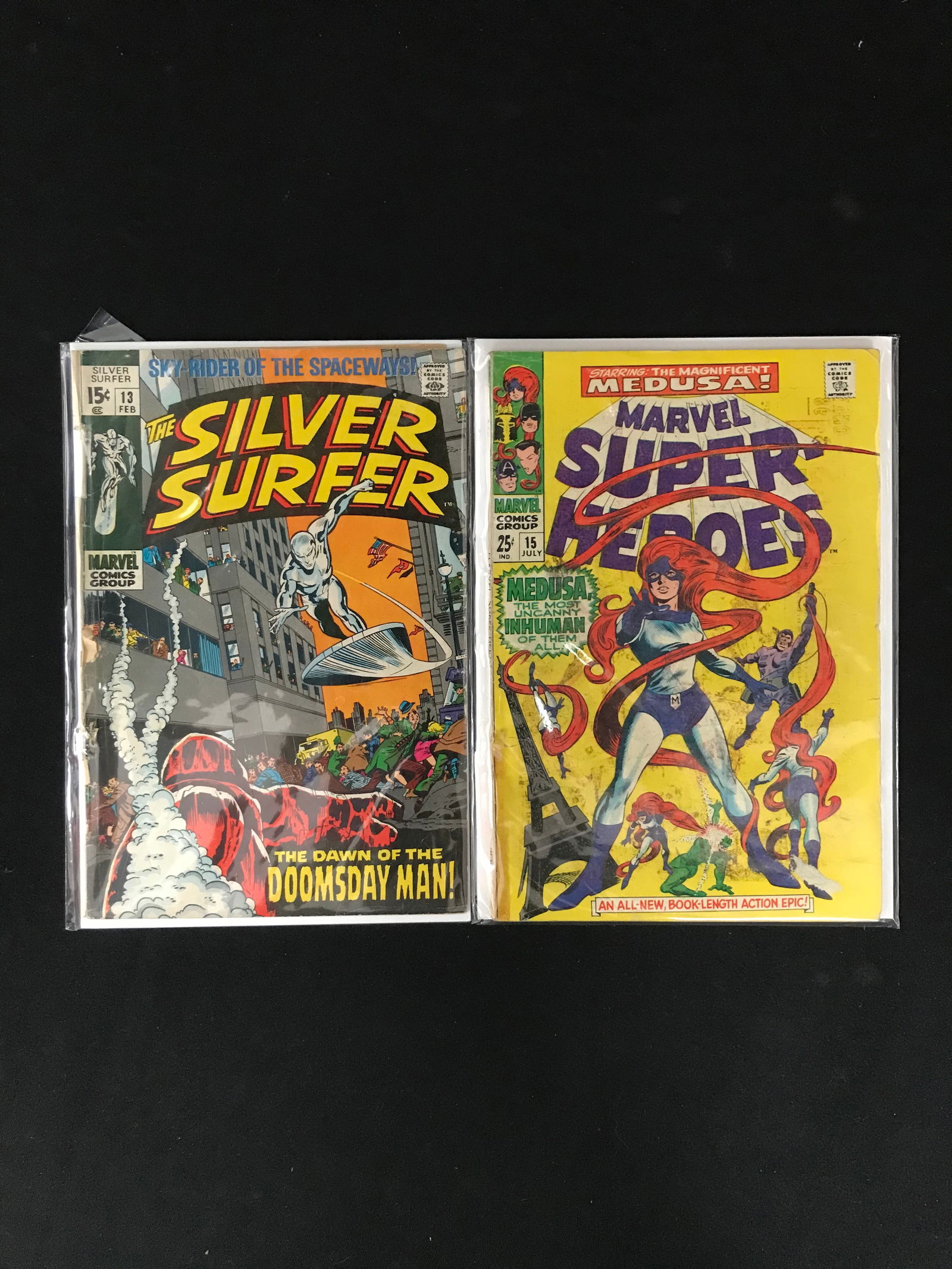 LOT OF 2 COMICS VARIOUS TITLES (MARVEL COMICS) (1 of 1)