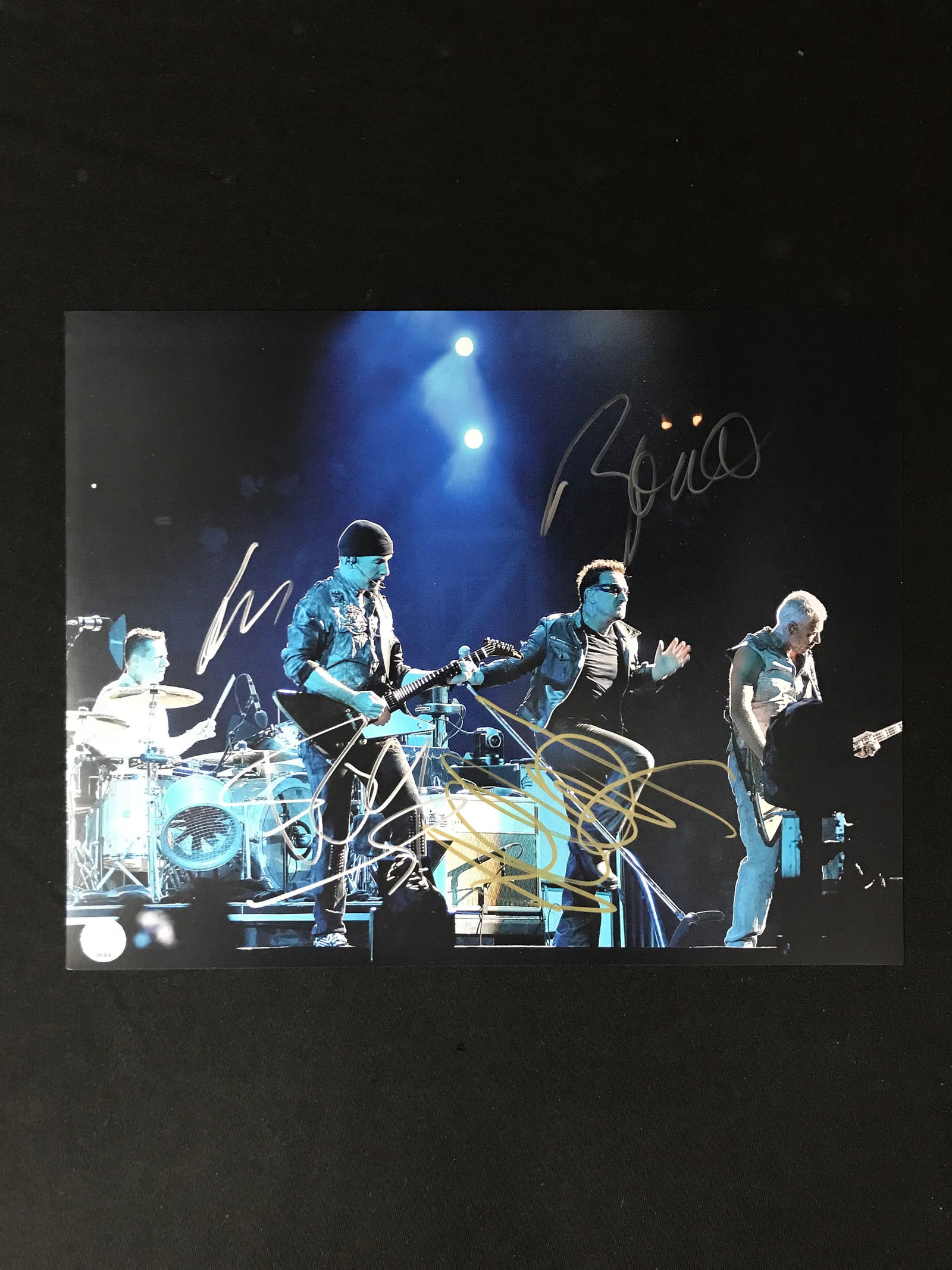 U2 BAND SIGNED 11 X 14 PHOTO (KB COA) (1 of 3)