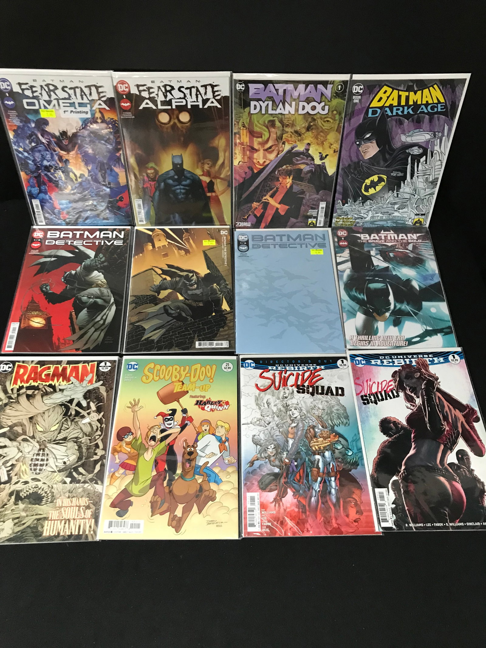 LOT OF 12 COMICS BATMAN/RAGMAN/SCOOBY-DOO/SUICIDE SQUAD (DC COMICS): Prices are in Canadian dollars