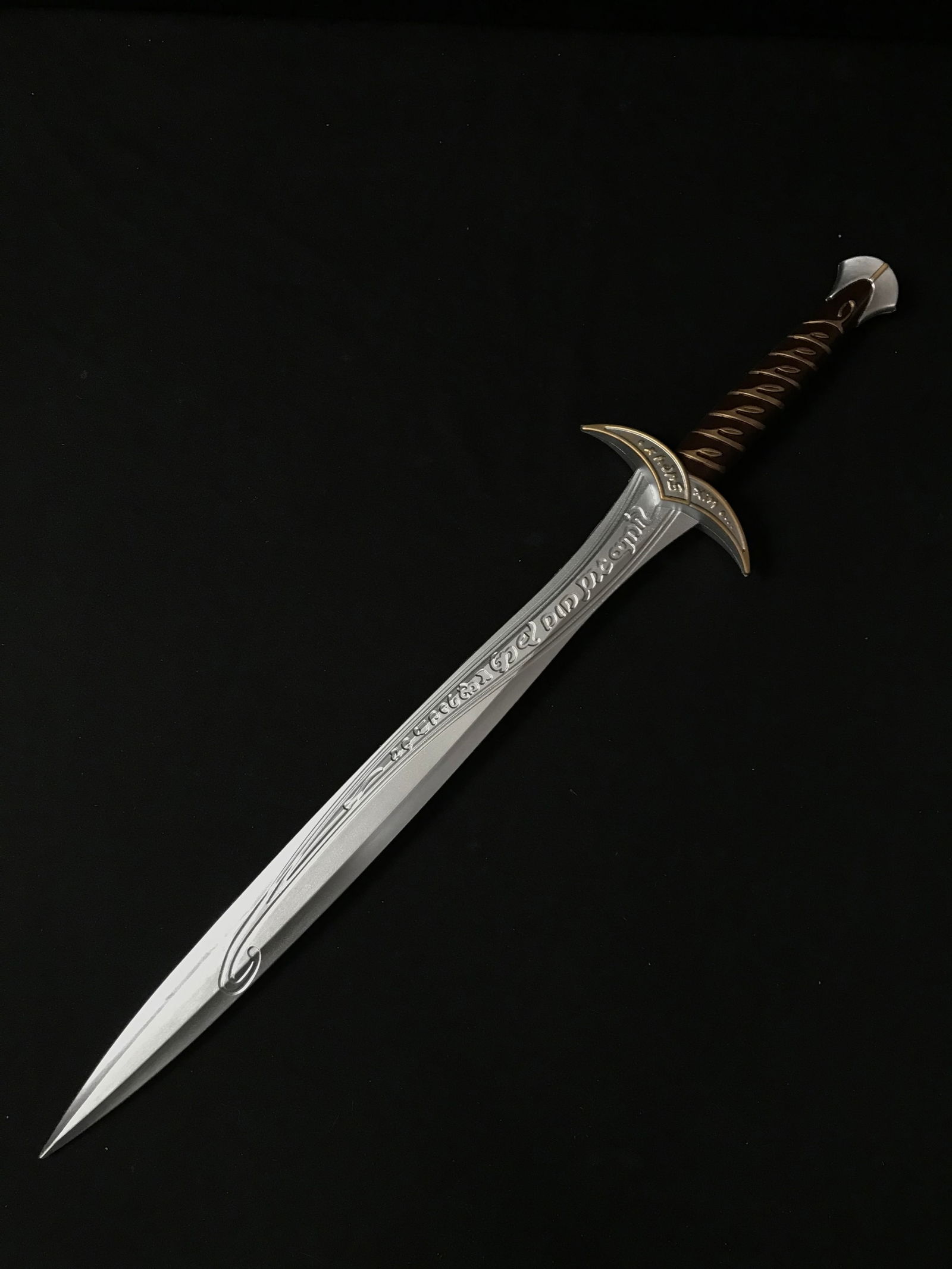 SEAN ASTIN SIGNED LORD OF THE RINGS STINGER REPLICA SWORD (WWOC COA) (1 of 1)