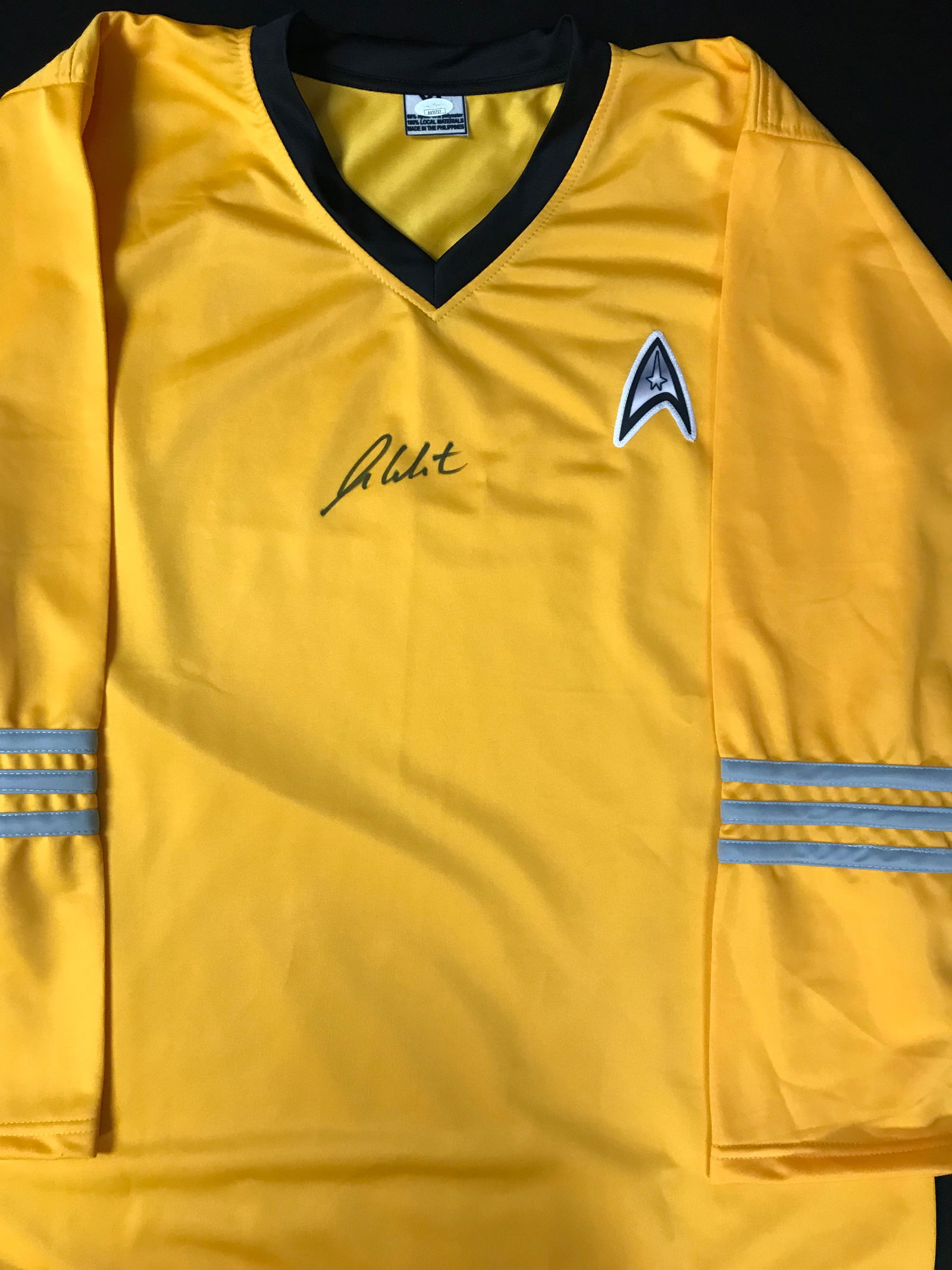 WILLIAM SHATNER SIGNED STAR TREK UNIFORM (JSA COA) (1 of 2)